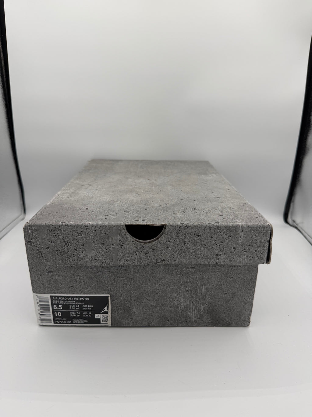 Jordan 4 Retro SE Paris Olympics Wet Cement - 42Eu (USED)