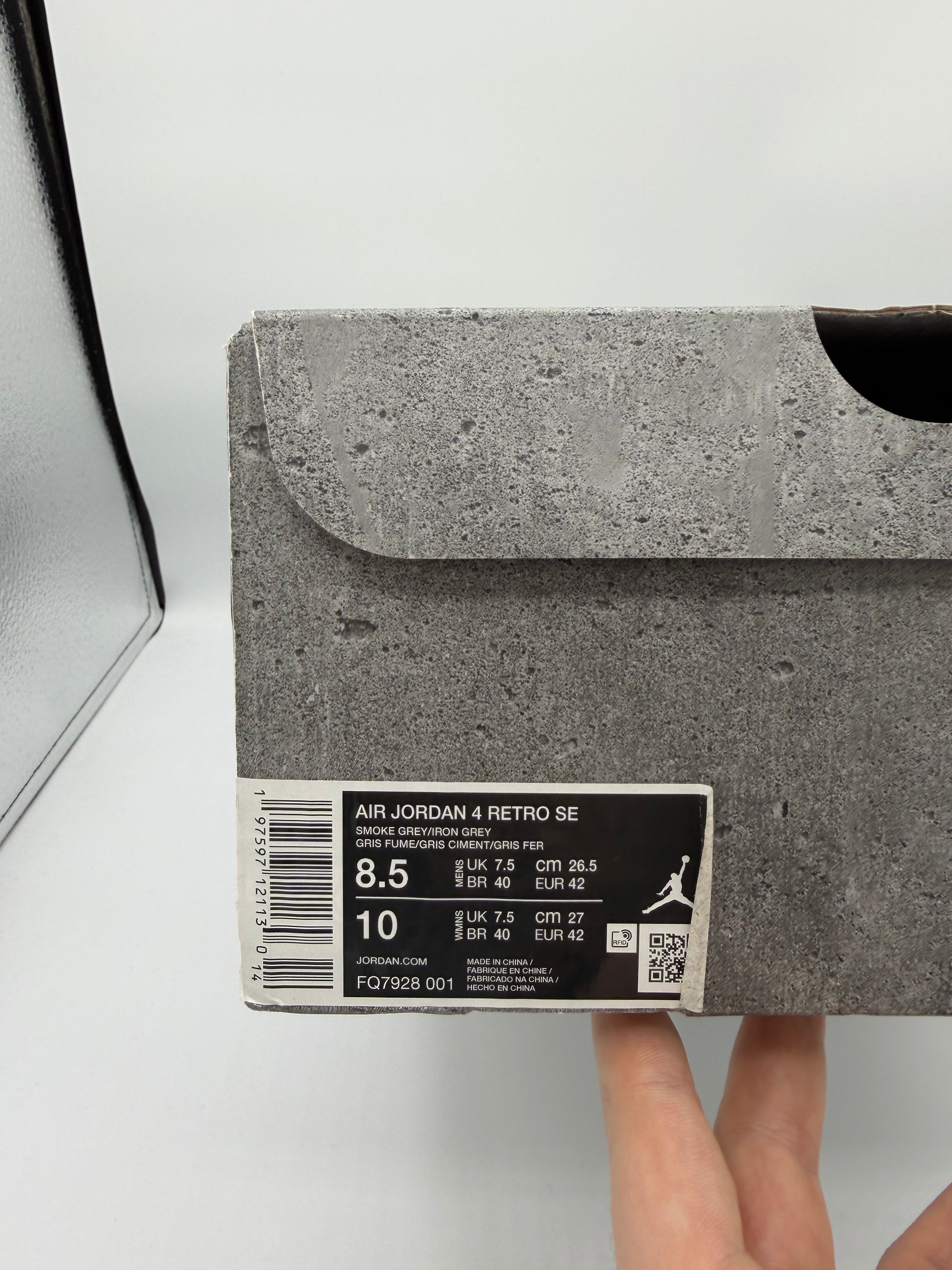 Jordan 4 Retro SE Paris Olympics Wet Cement - 42Eu (USED)