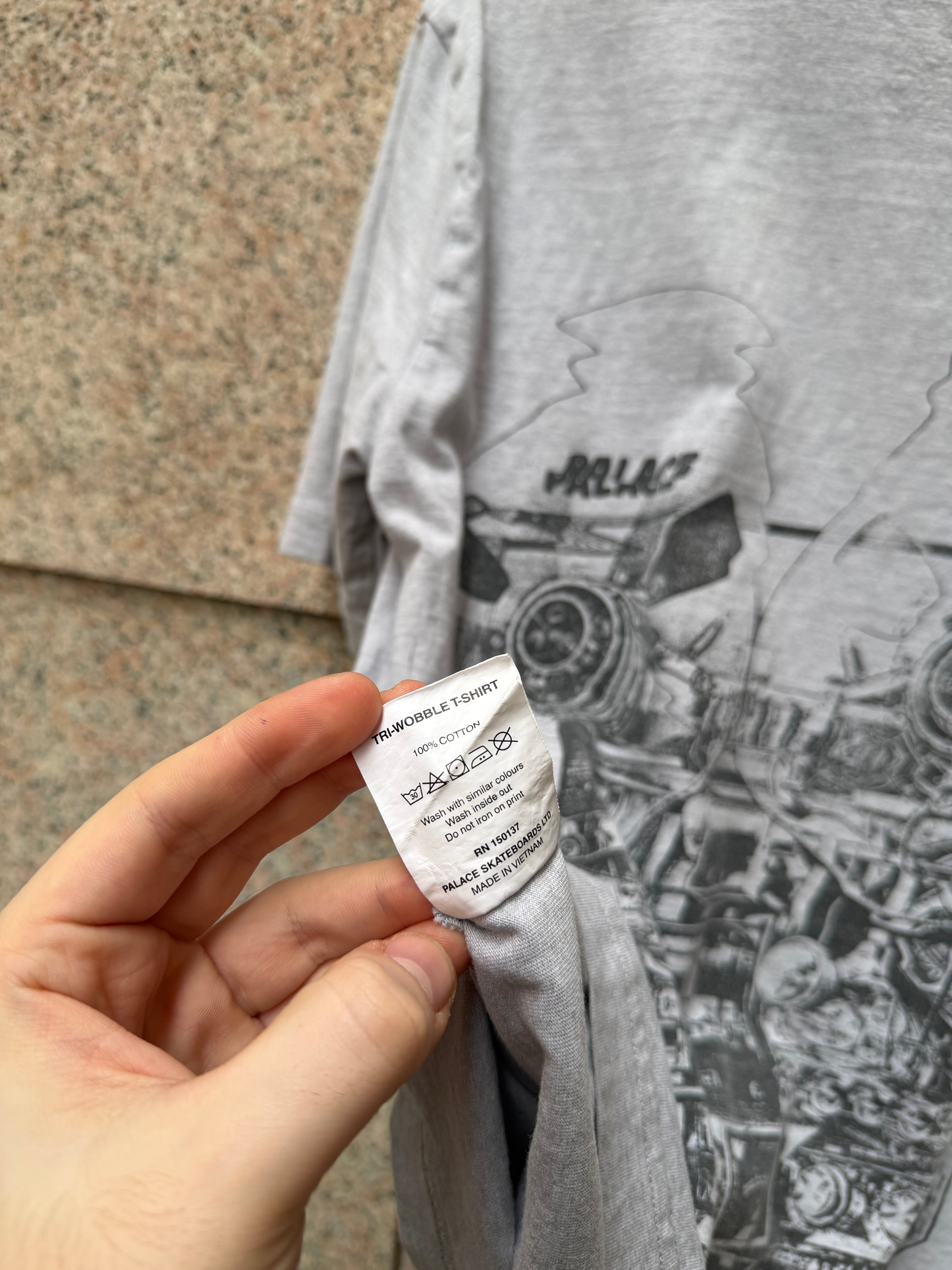 Palace Tri-Wobble T-Shirt Grey - S (USED)