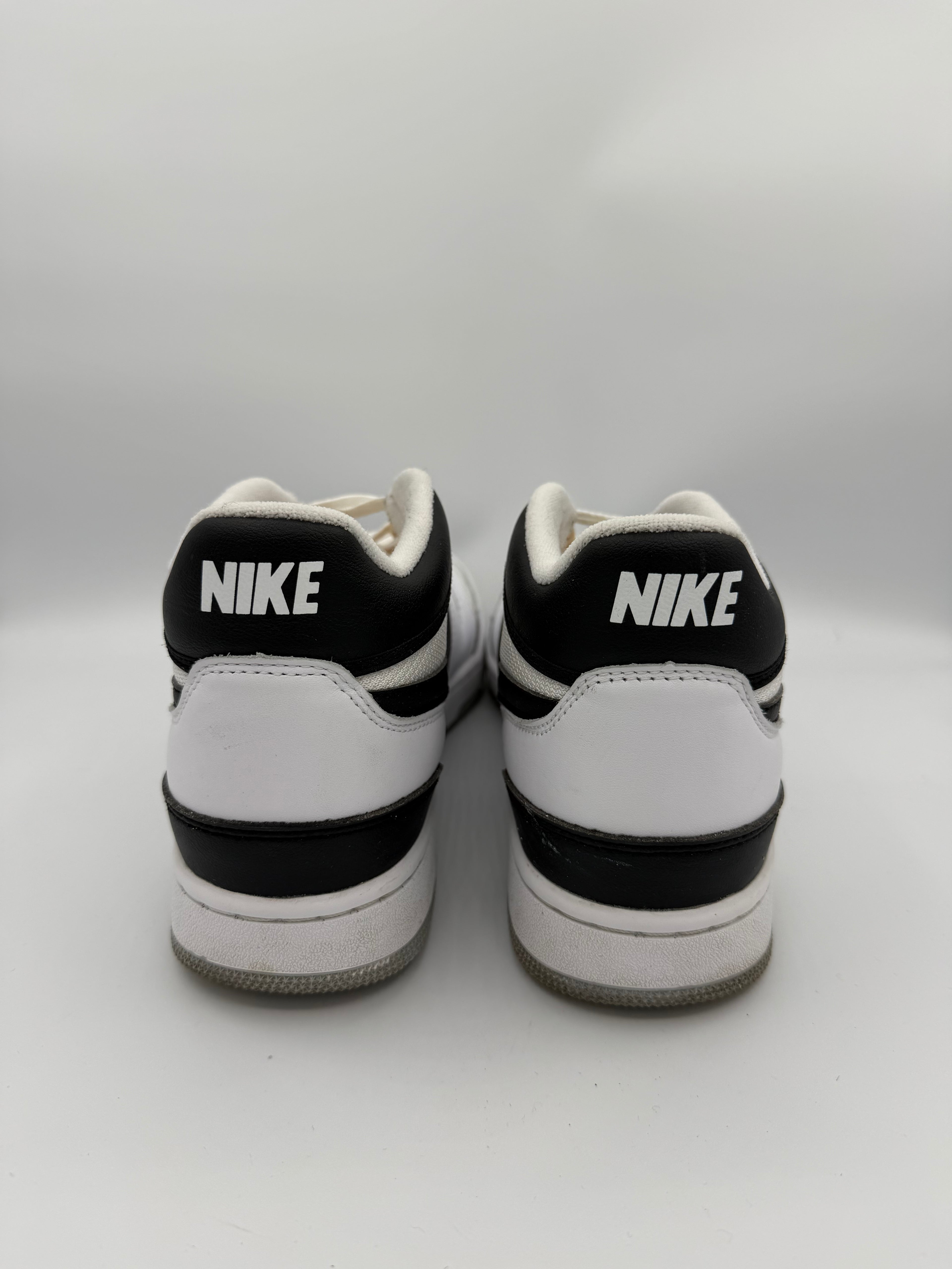 Nike Mac Attack SQ SP White Black - 45Eu (USED)