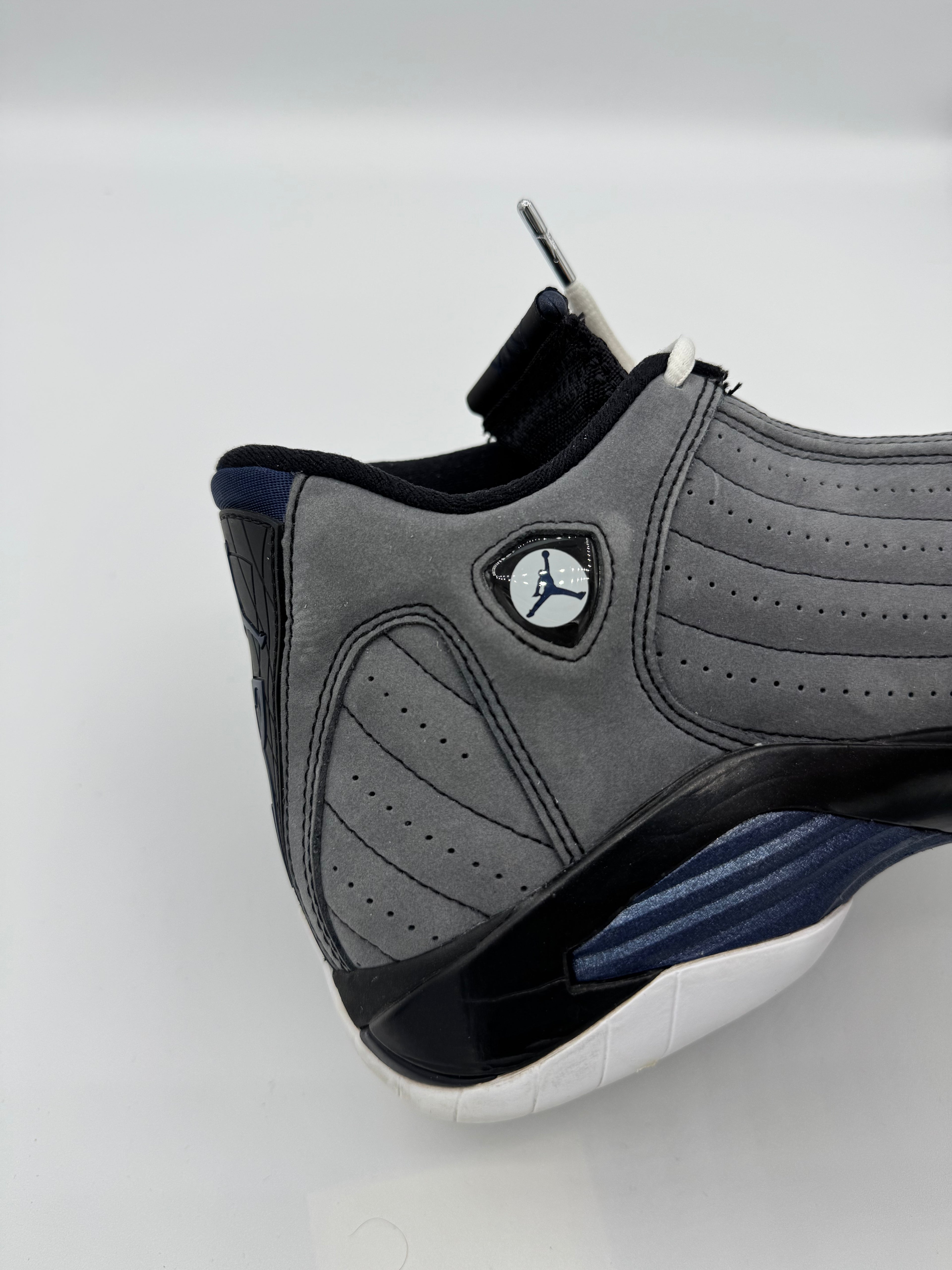Jordan 14 Retro Light Graphite (2011) - 42Eu (USED)