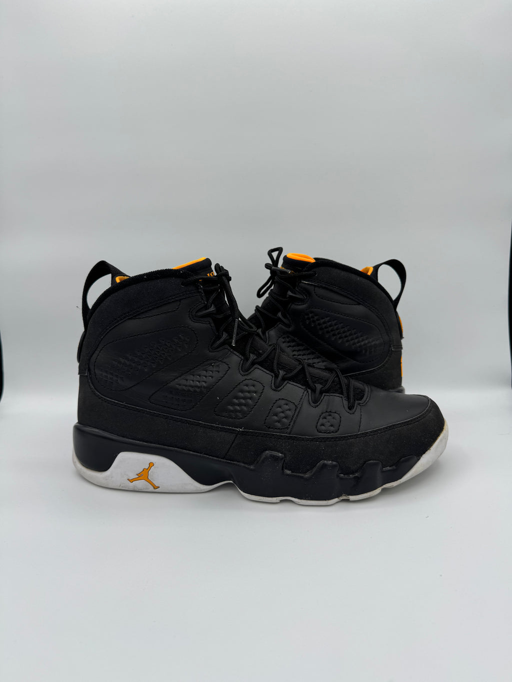 Jordan 9 Retro Citrus - 42Eu (USED)