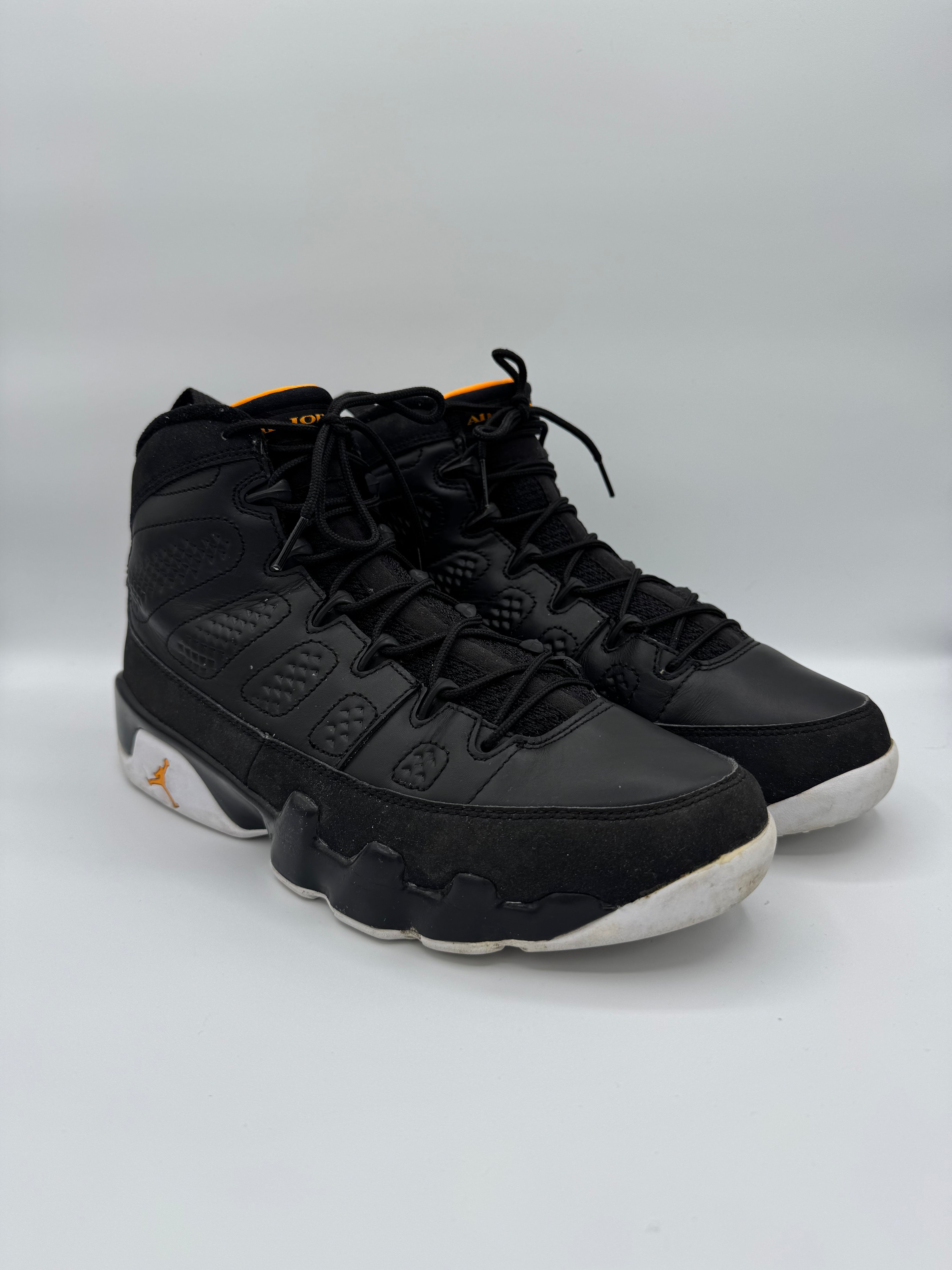 Jordan 9 Retro Citrus - 42Eu (USED)
