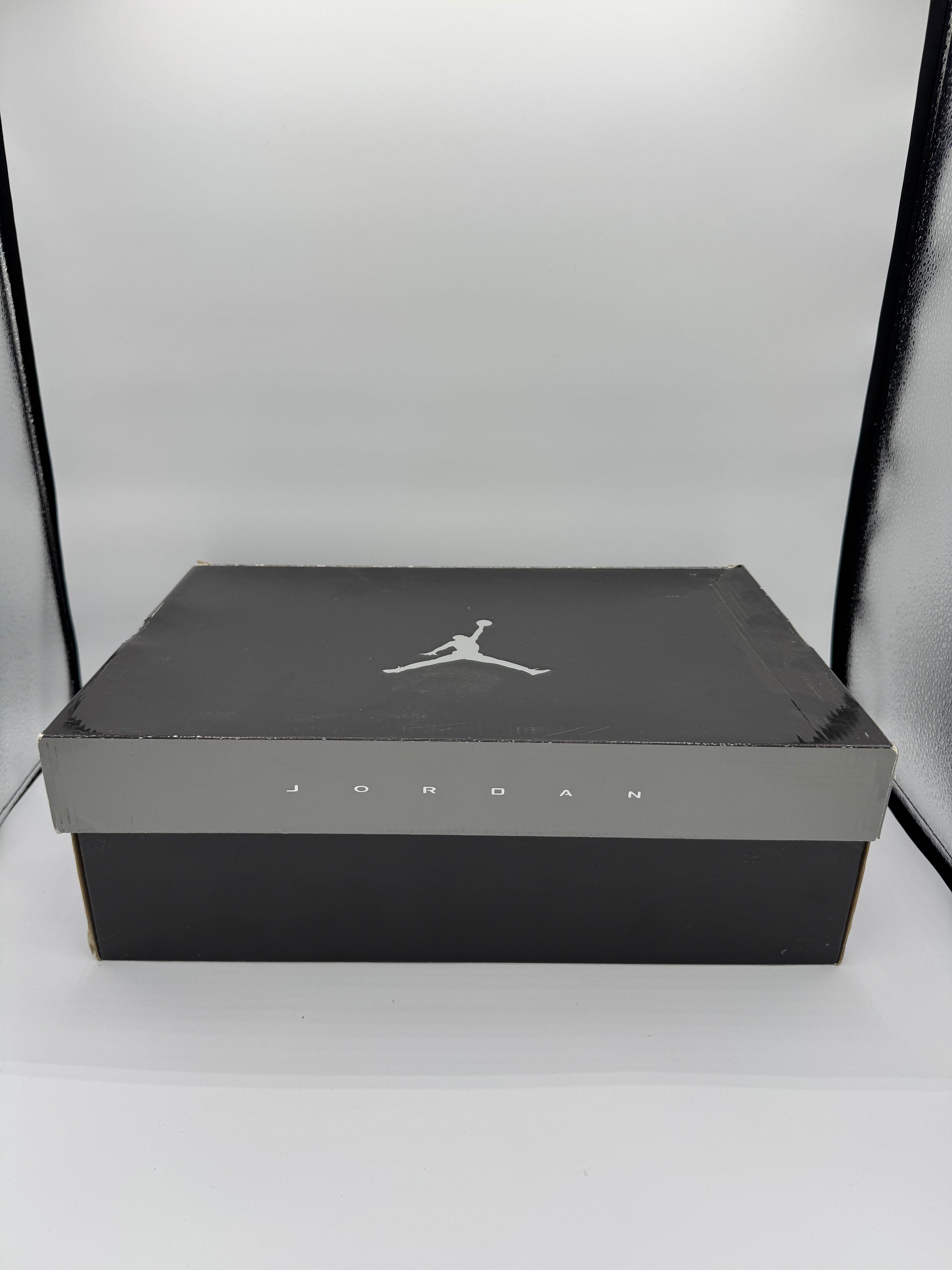 Jordan 9 Retro Citrus - 42Eu (USED)