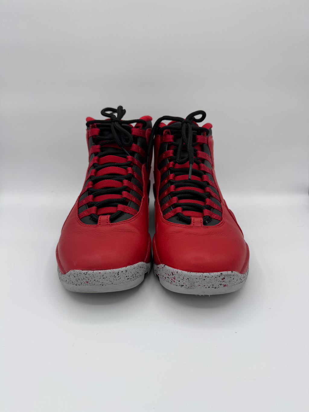 Jordan 10 Retro Bulls Over Broadway - 42Eu (USED)