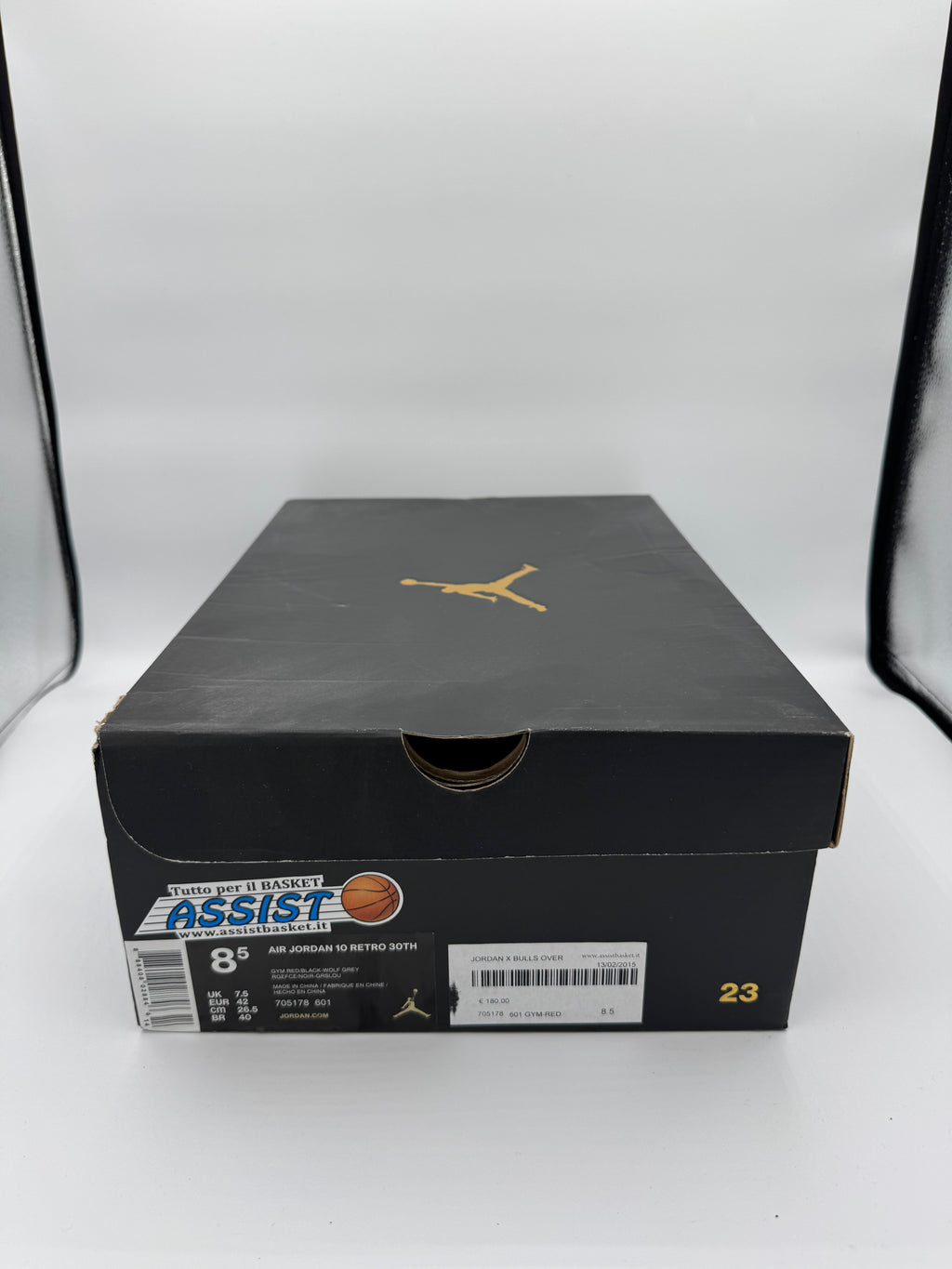 Jordan 10 Retro Bulls Over Broadway - 42Eu (USED)