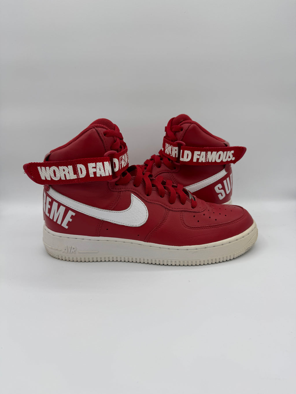 Nike Air Force 1 High Supreme World Famous Red - 41Eu (USED)