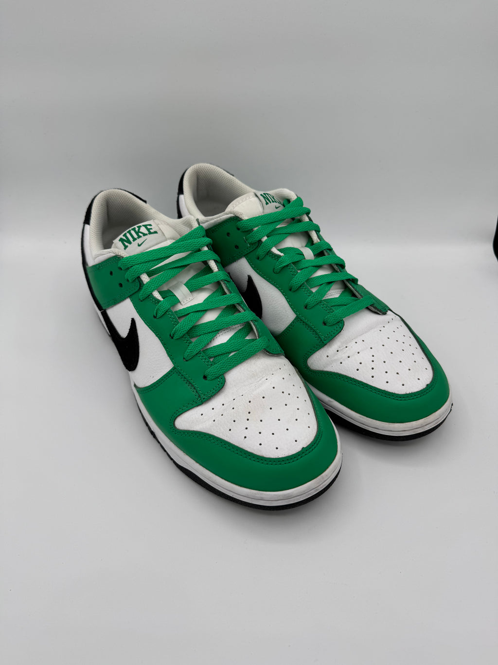 Nike Dunk Low Celtics- 45,5Eu (USED)