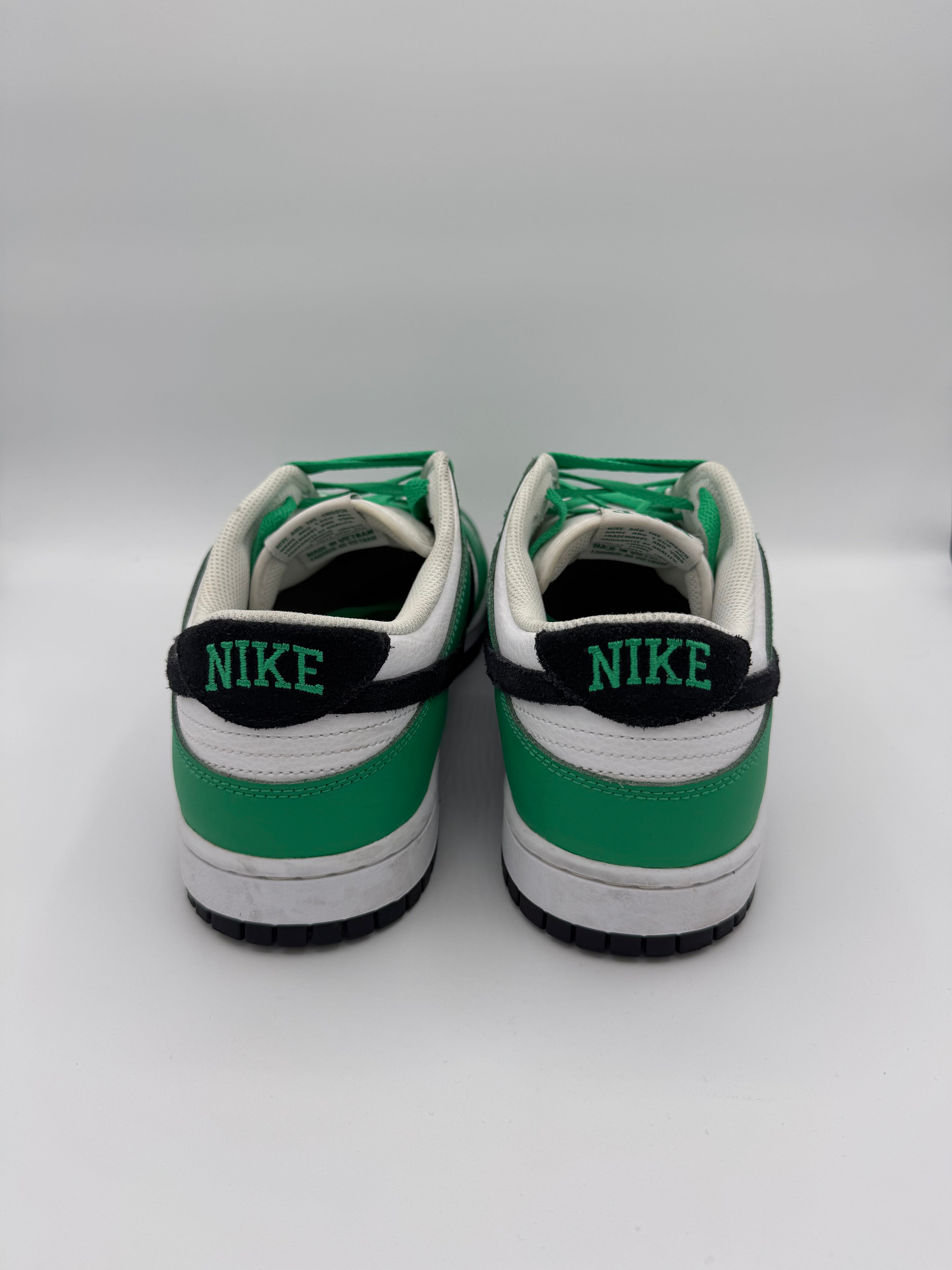 Nike Dunk Low Celtics- 45,5Eu (USED)