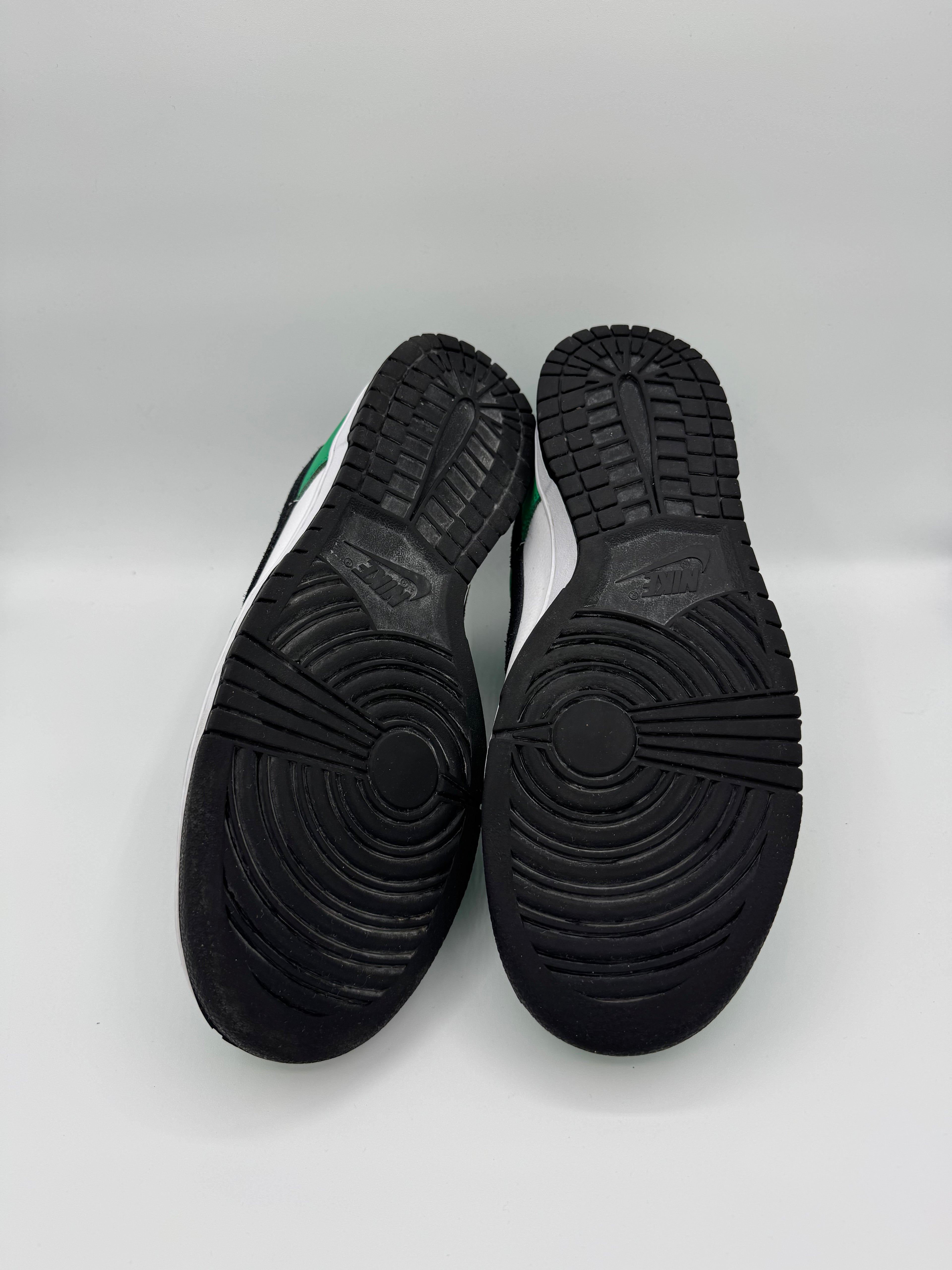 Nike Dunk Low Celtics- 45,5Eu (USED)