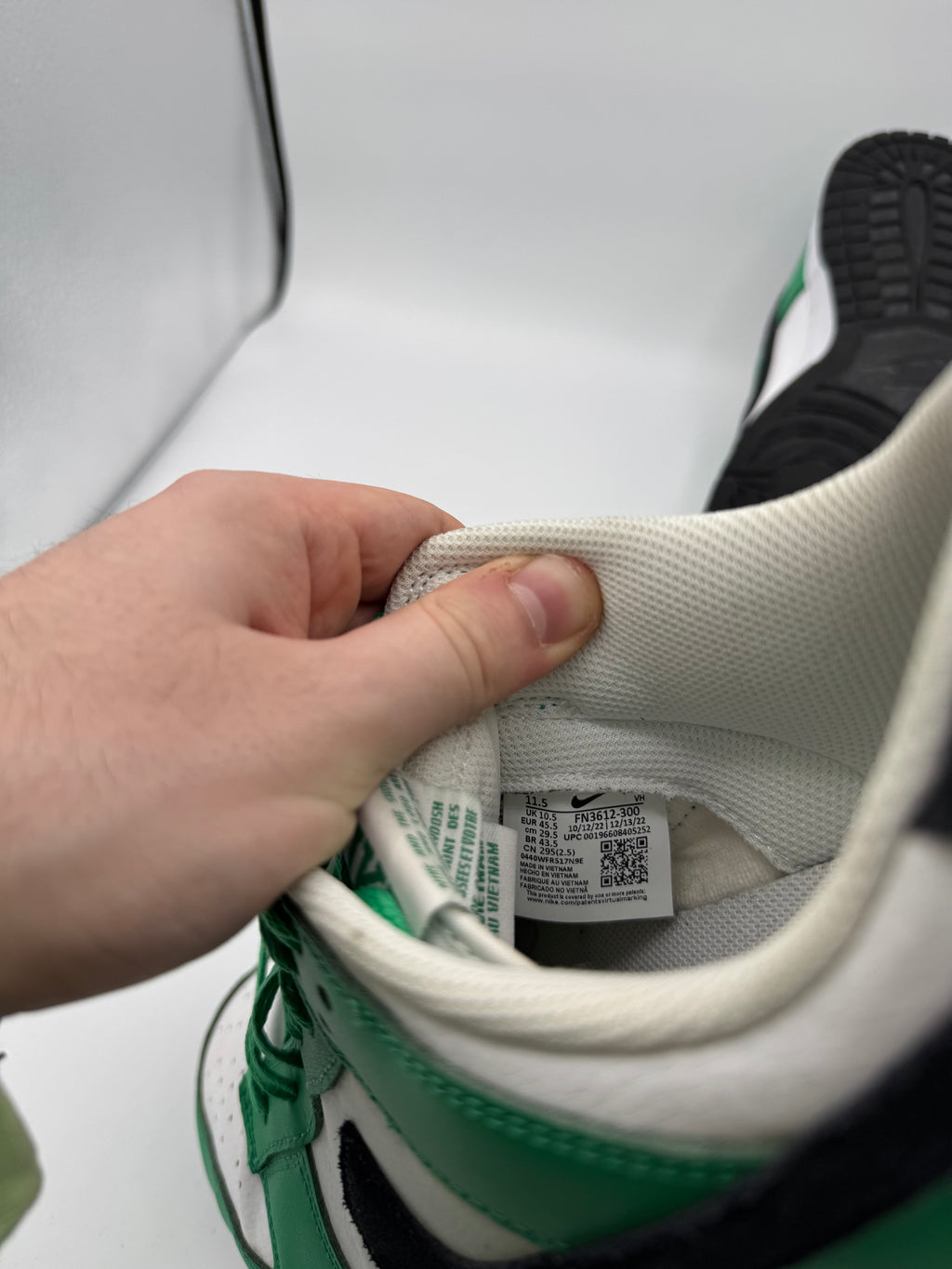 Nike Dunk Low Celtics- 45,5Eu (USED)