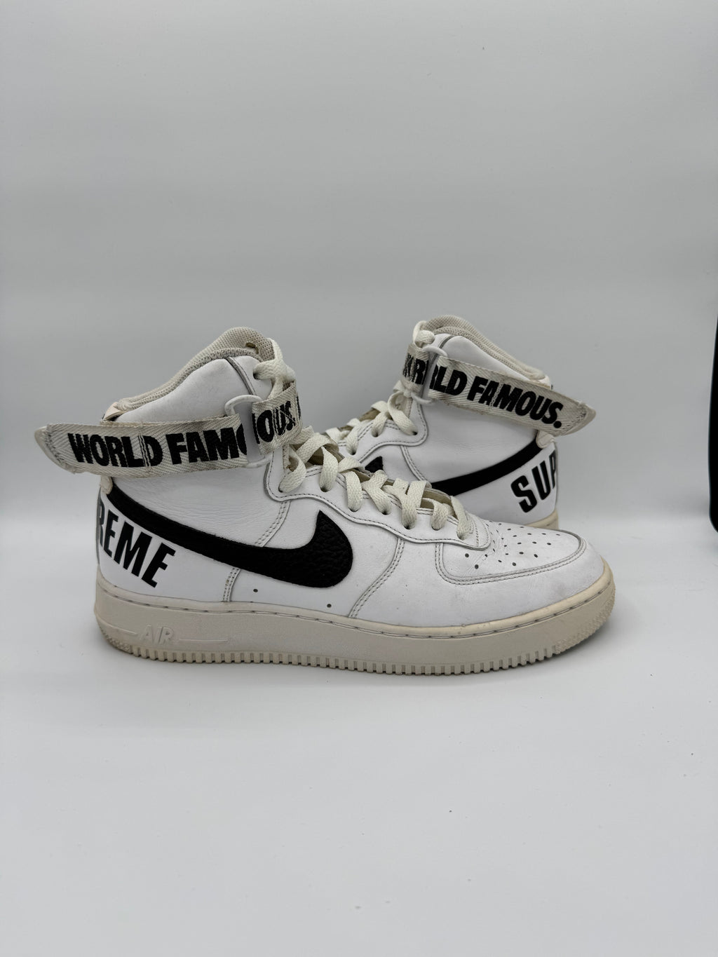Nike Air Force 1 High Supreme World Famous White - 42Eu (USED)
