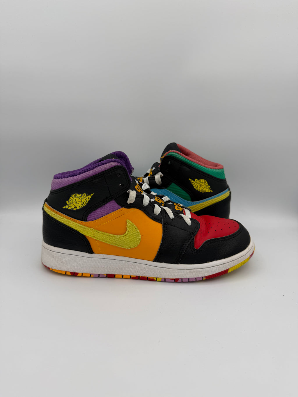 Jordan 1 Mid SS Six Championships (GS) - 39Eu (USED)