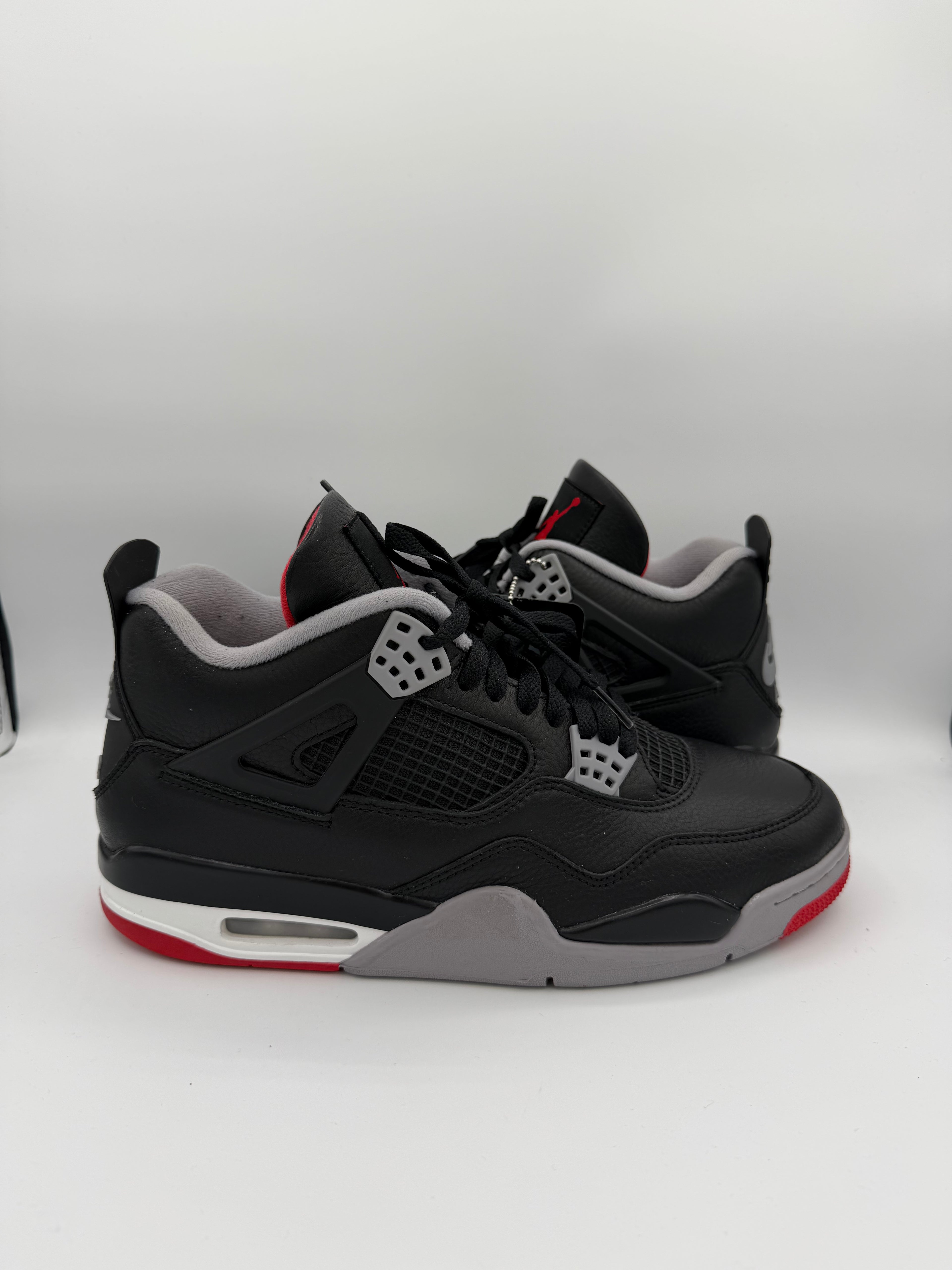 Jordan 4 Retro Bred Reimagined - 45Eu (USED)