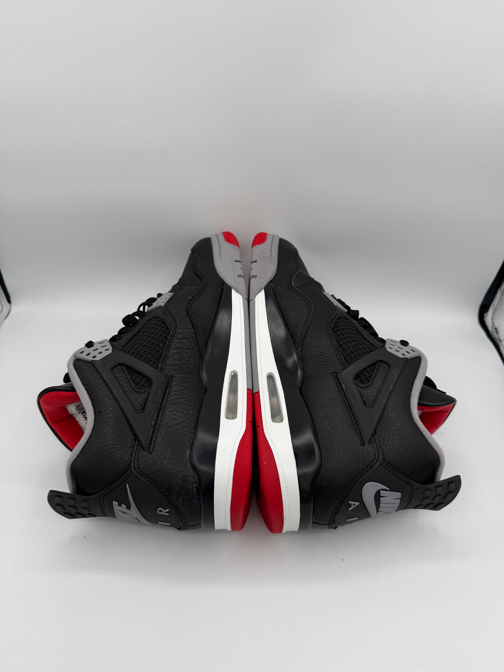 Jordan 4 Retro Bred Reimagined - 45Eu (USED)