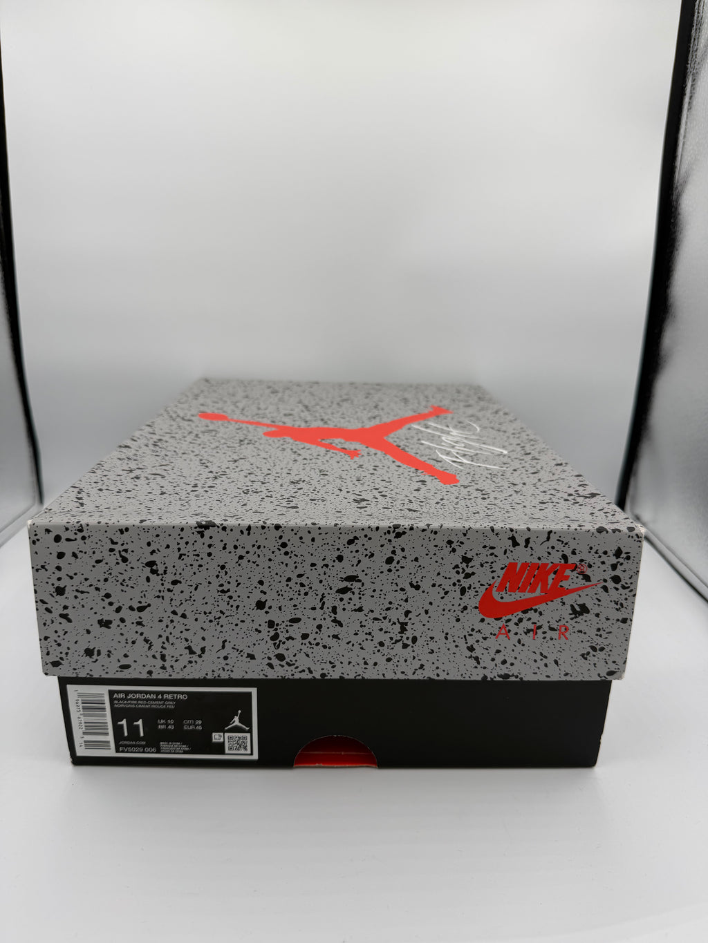Jordan 4 Retro Bred Reimagined - 45Eu (USED)