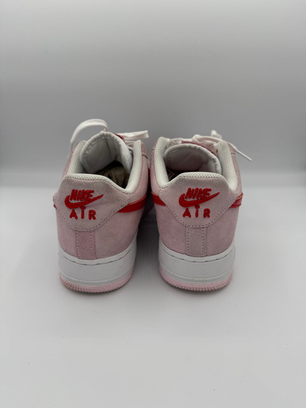 Nike Air Force 1 Low '07 QS Valentine's Day Love Letter - 42Eu (USED)
