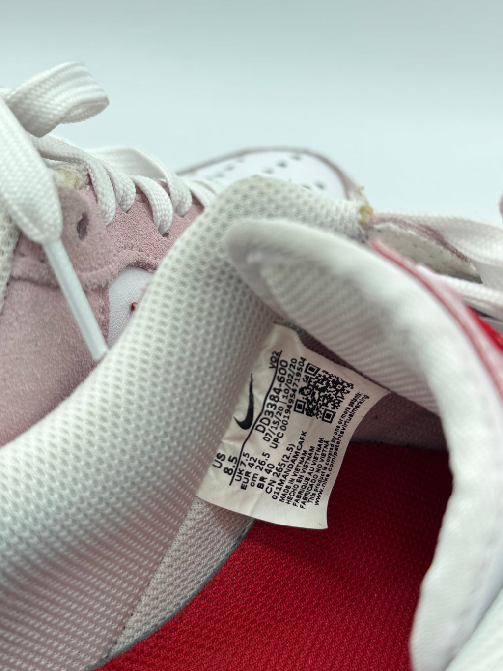 Nike Air Force 1 Low '07 QS Valentine's Day Love Letter - 42Eu (USED)