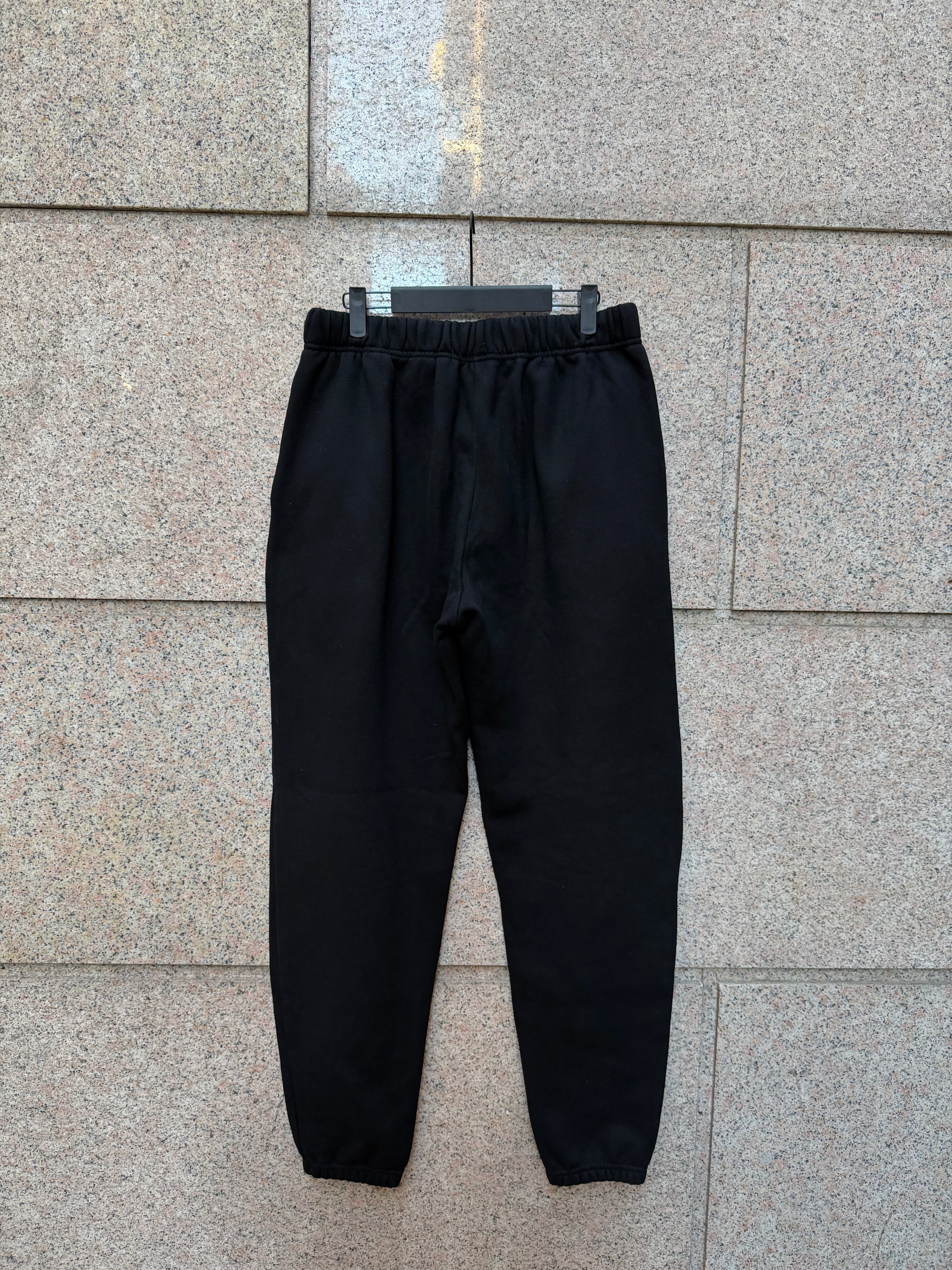 Travis Scott X Champions Jogger Black - L (USED)