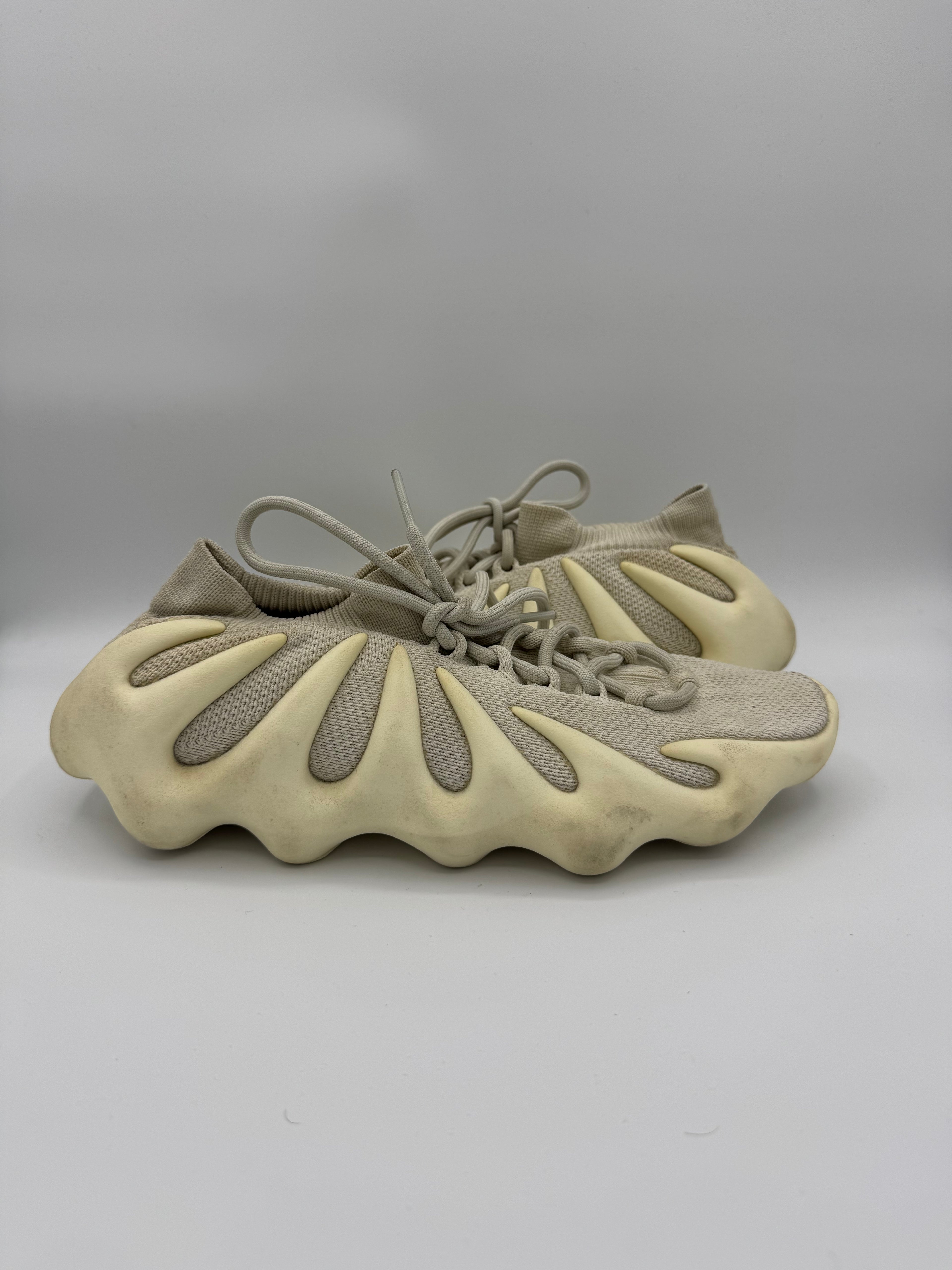 Yeezy 450 Cloud White- 42,5Eu (USED)