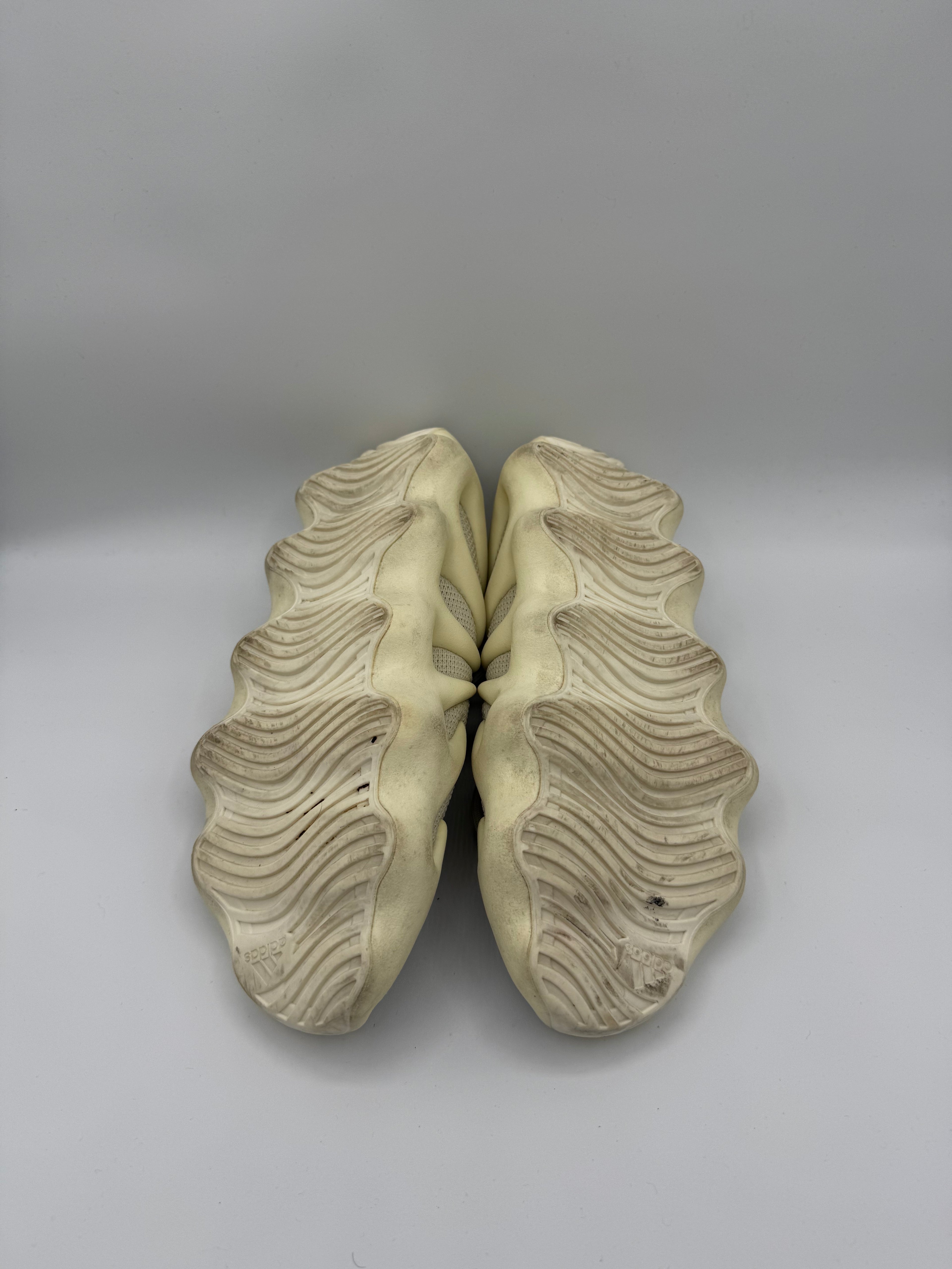 Yeezy 450 Cloud White- 42,5Eu (USED)