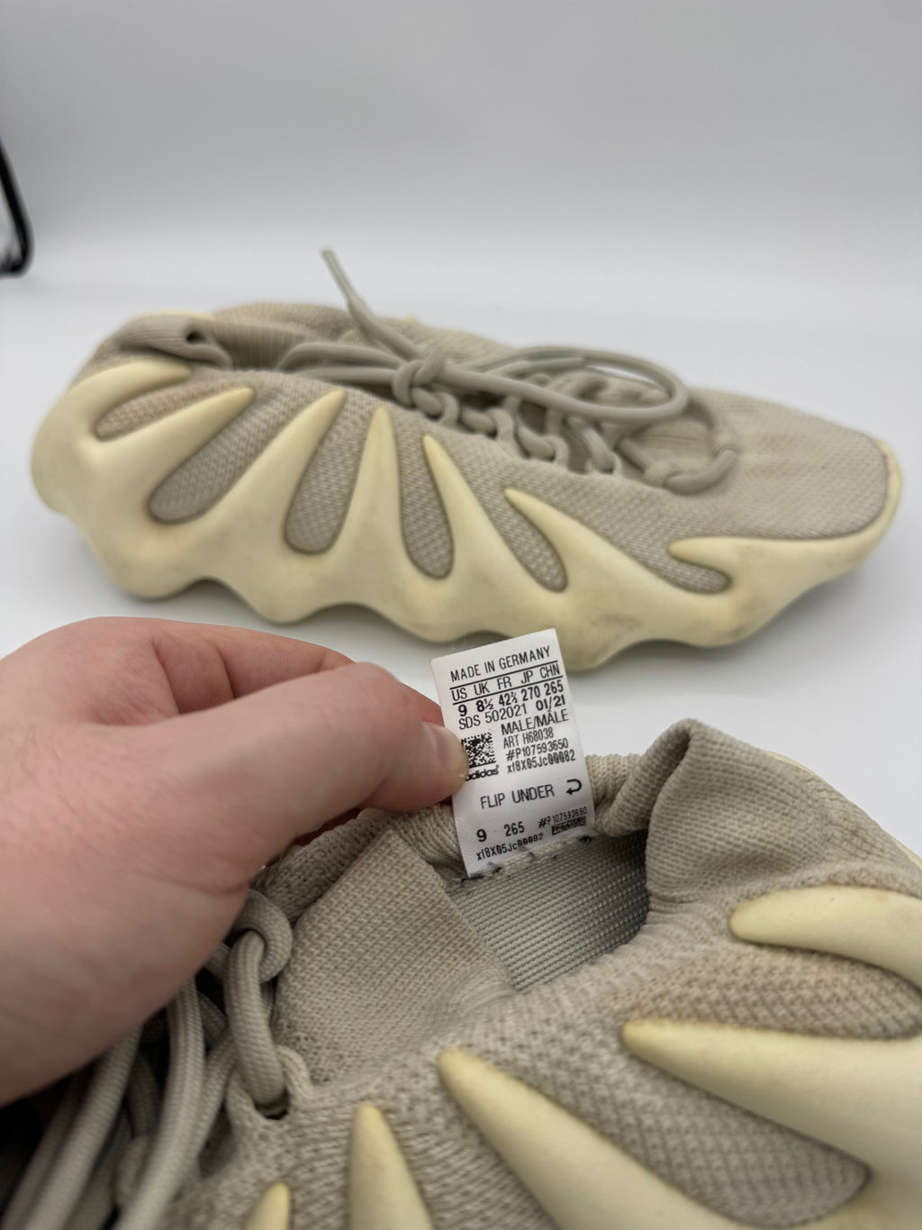 Yeezy 450 Cloud White- 42,5Eu (USED)