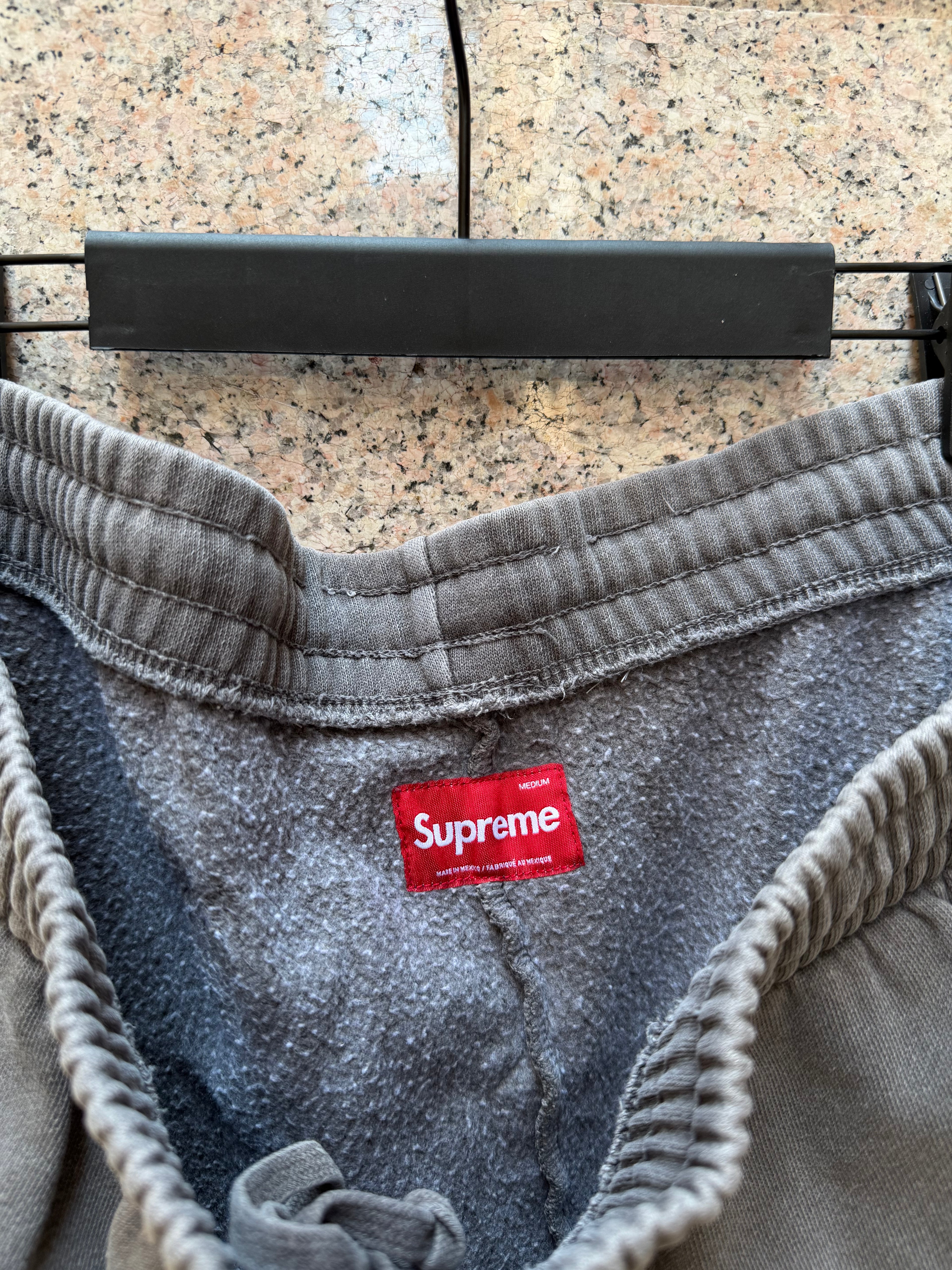 Supreme Short Grey - M (USED)