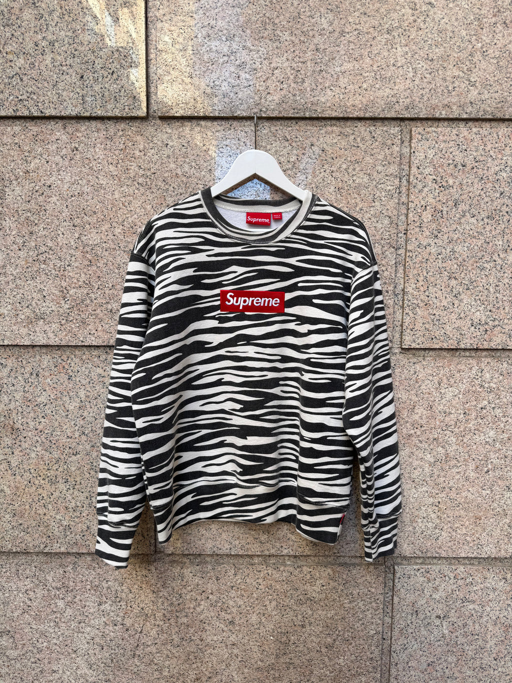 Supreme Crewneck Box Logo Zebra - S (USED)