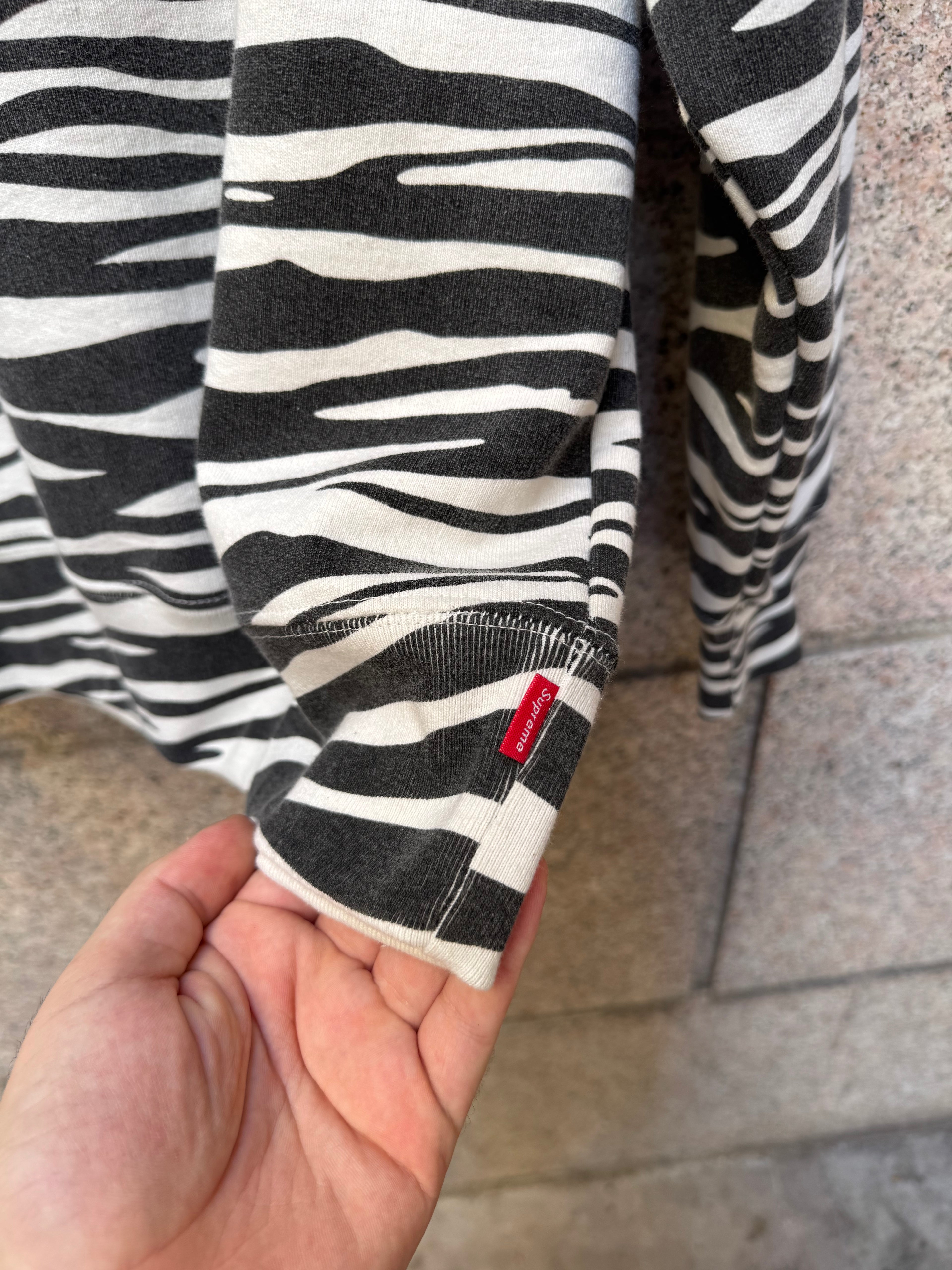 Supreme Crewneck Box Logo Zebra - S (USED)