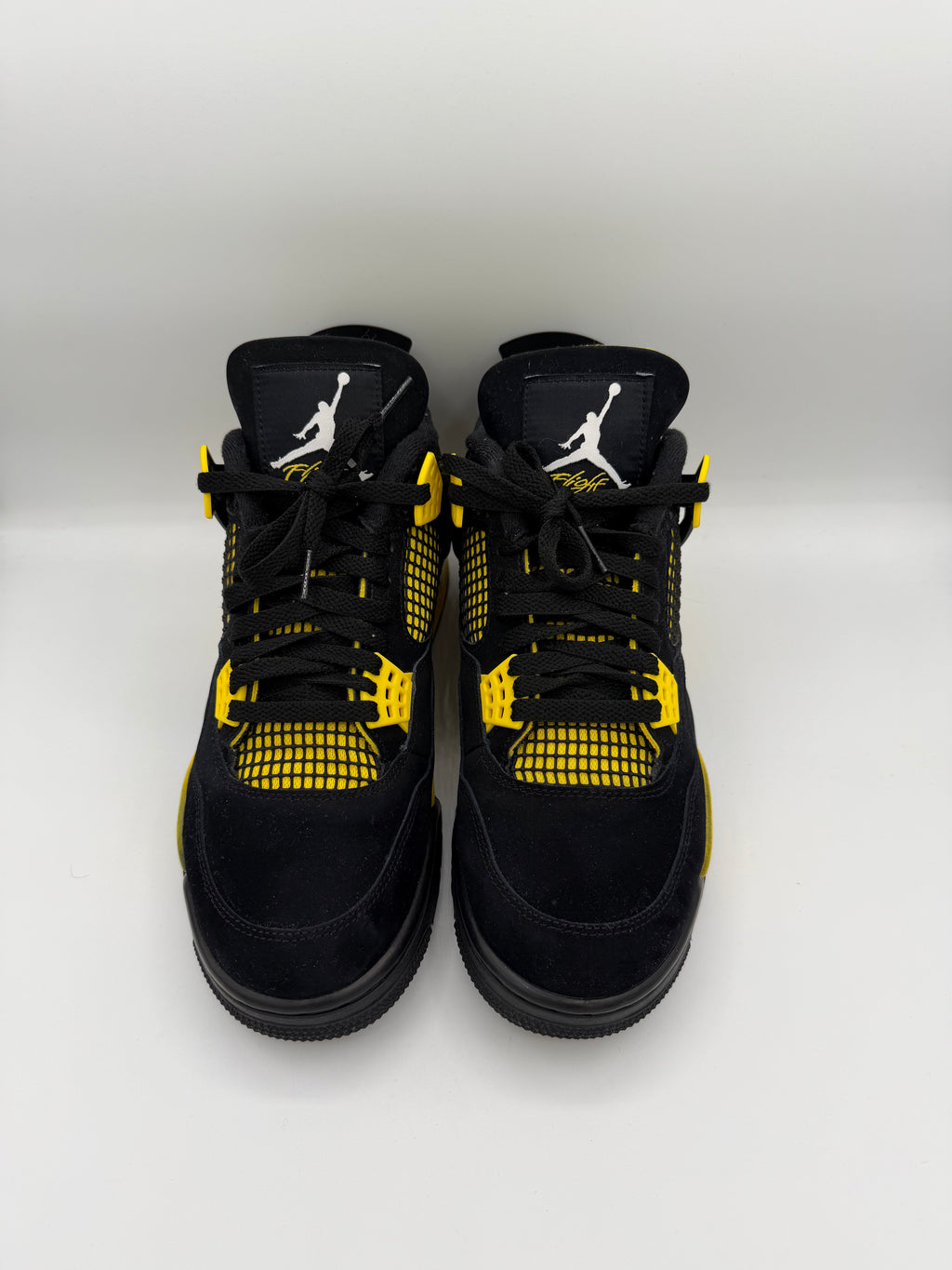 Jordan 4 Retro Thunder Yellow - 42,5Eu (USED)