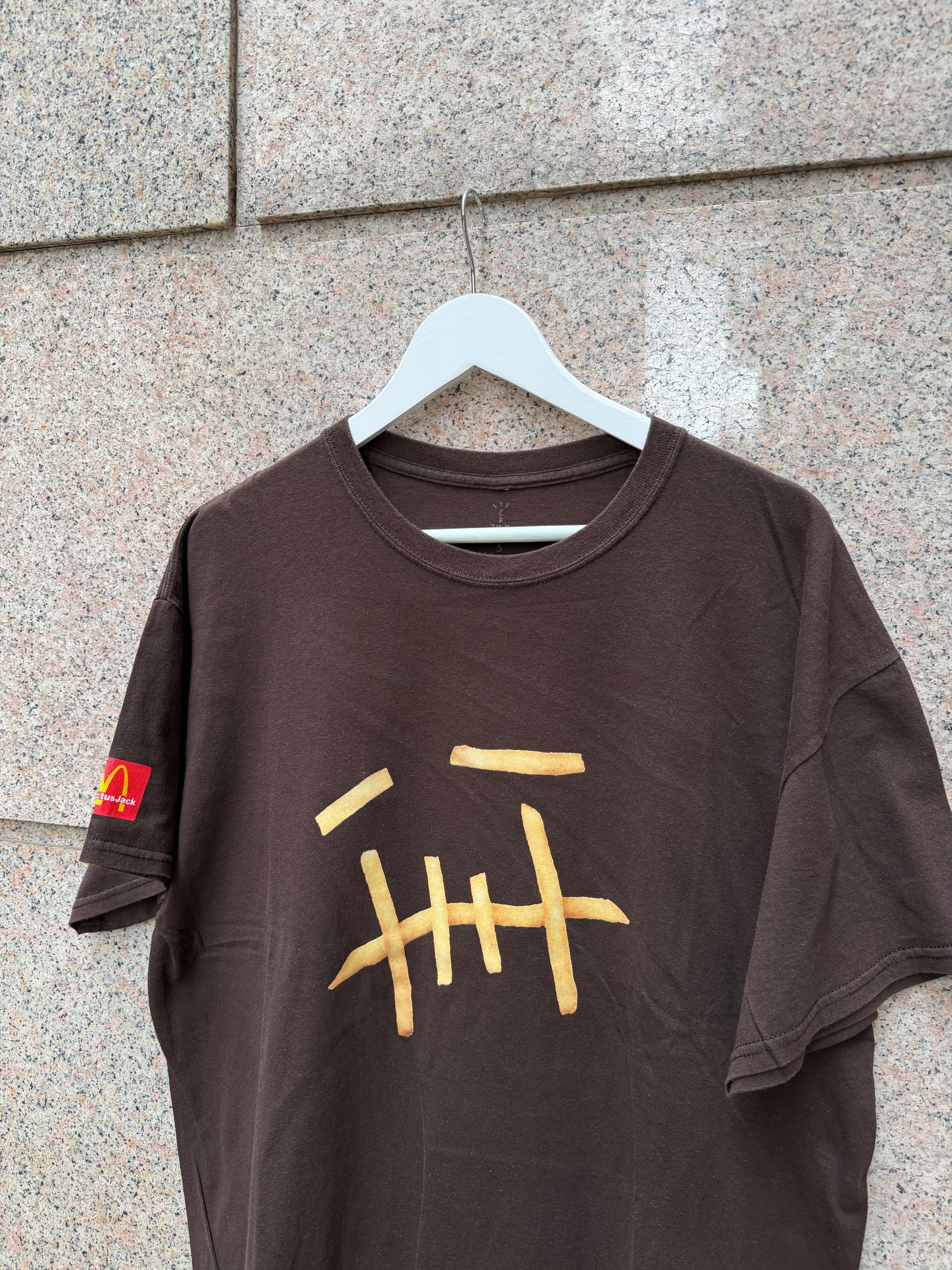 Travis Scott X Mc Donalds Chips T- Shirt Brown - L (USED)