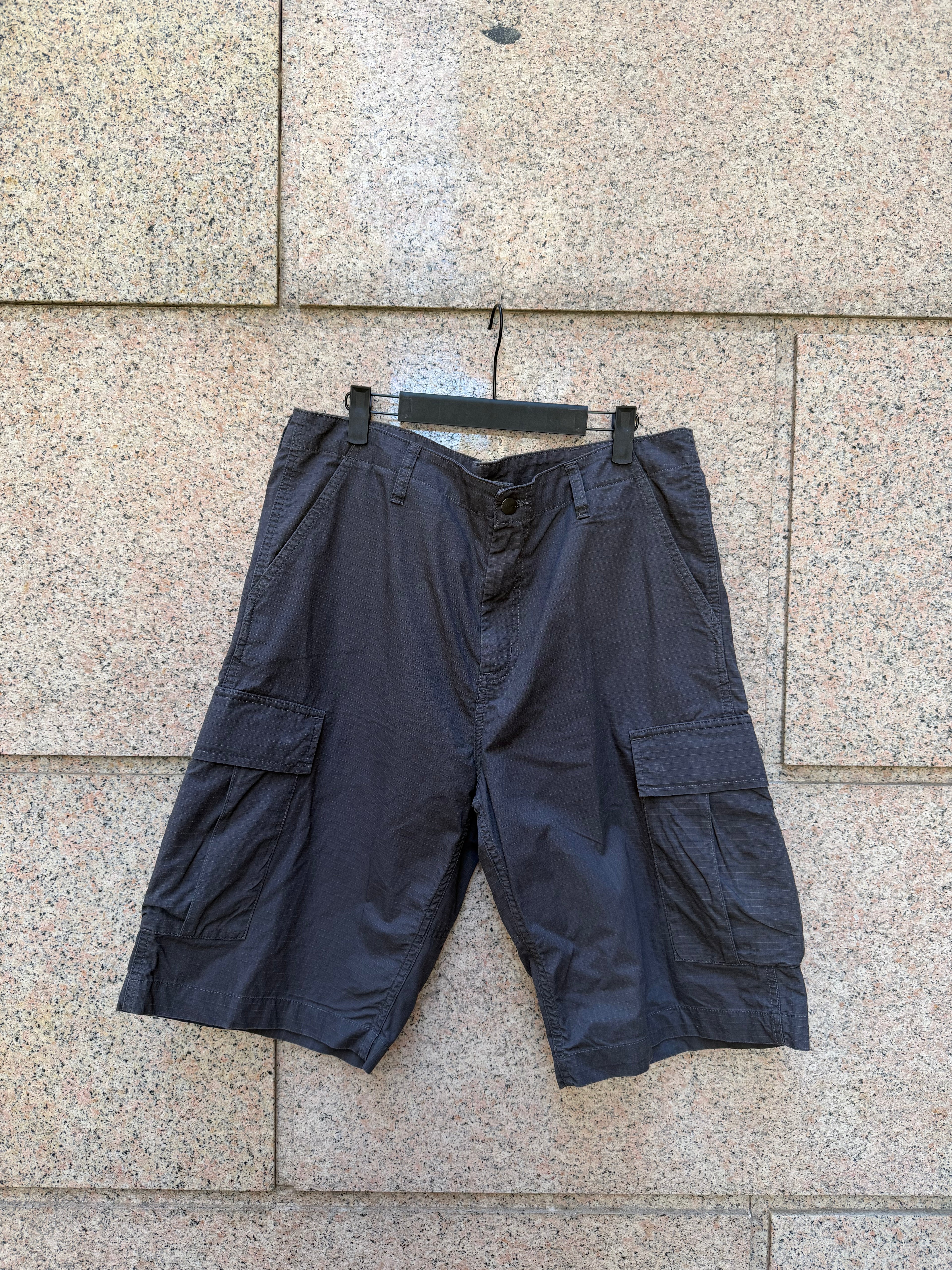 Carhartt Regular Cargo Short - 34 (USED)