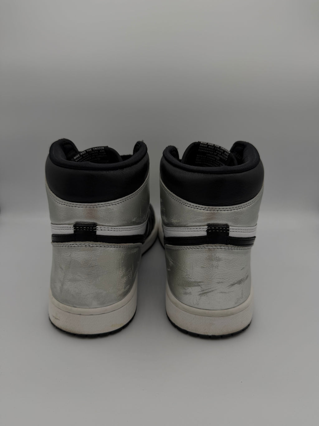 Jordan 1 Retro High Silver Toe W - 44Eu (USED)