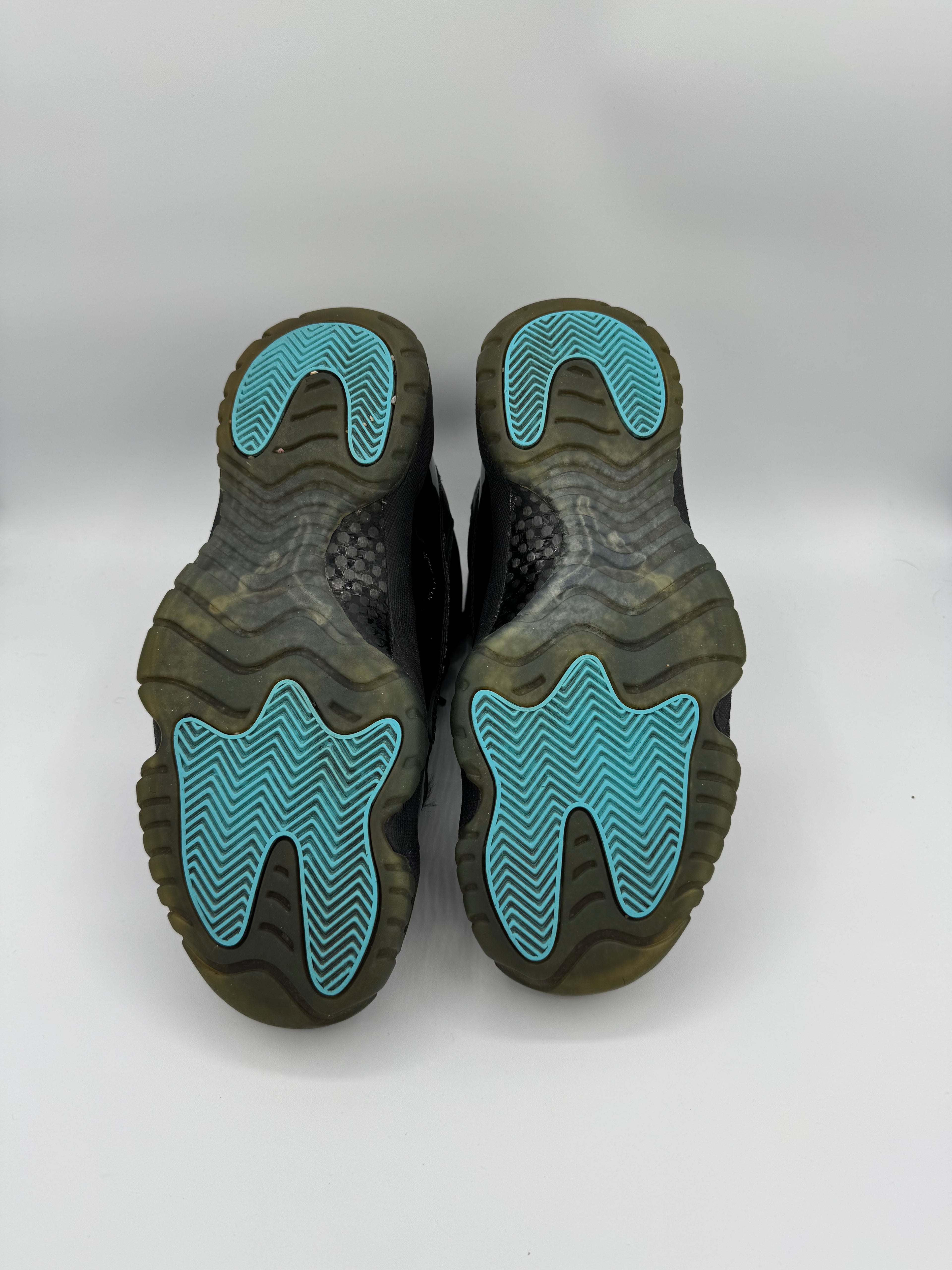 Jordan 11 Retro Gamma Blue (2013)- 42,5Eu (USED)