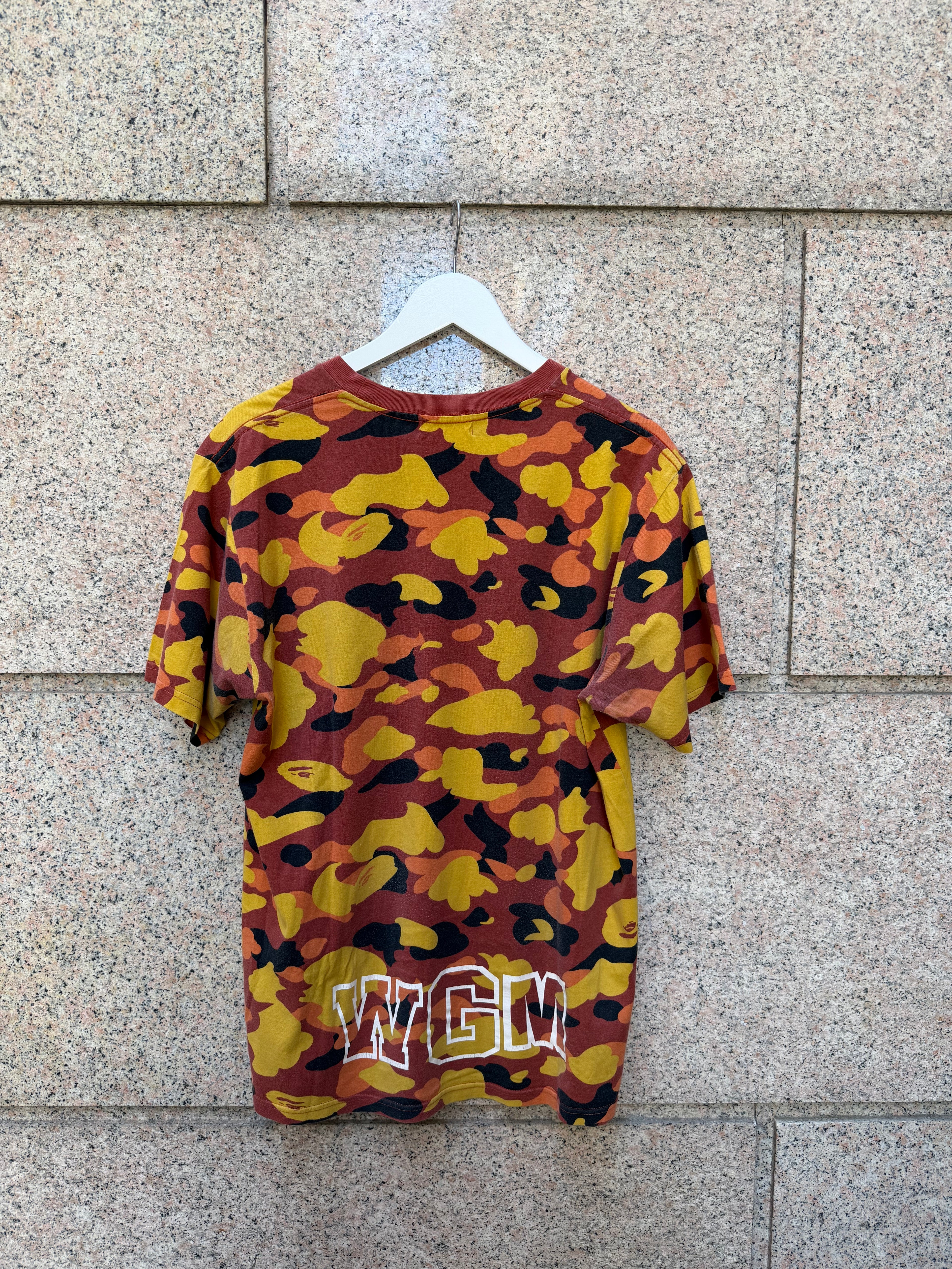 A Bathing Ape Bape Shark Orange Camo T-Shirt L (USED)
