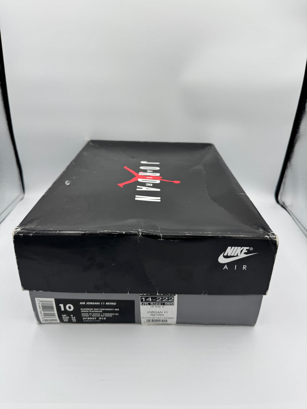 Jordan 11 Retro Platinum Tint - 44Eu (USED)