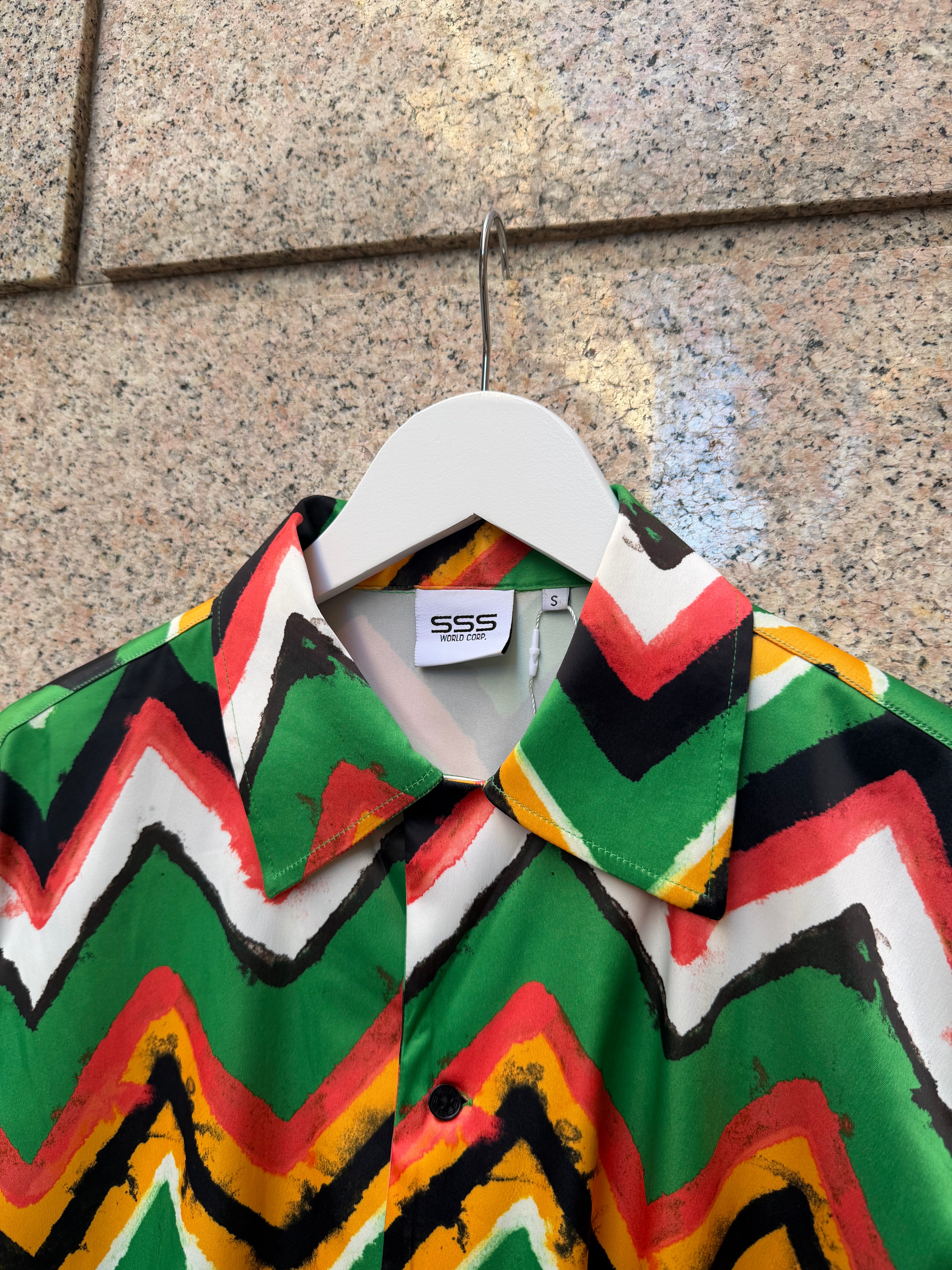 SSS World Corp Shirt S (USED)