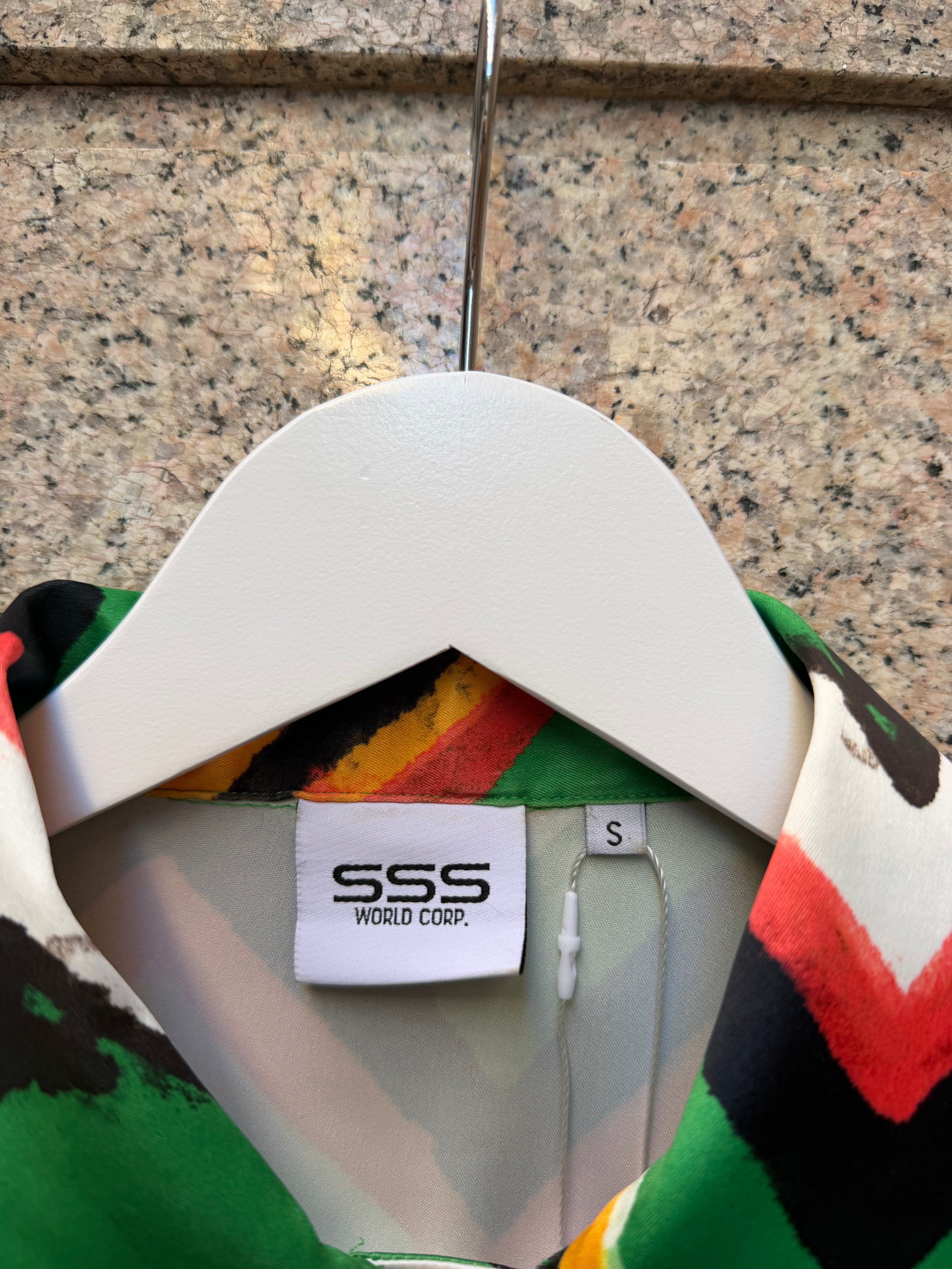 SSS World Corp Shirt S (USED)