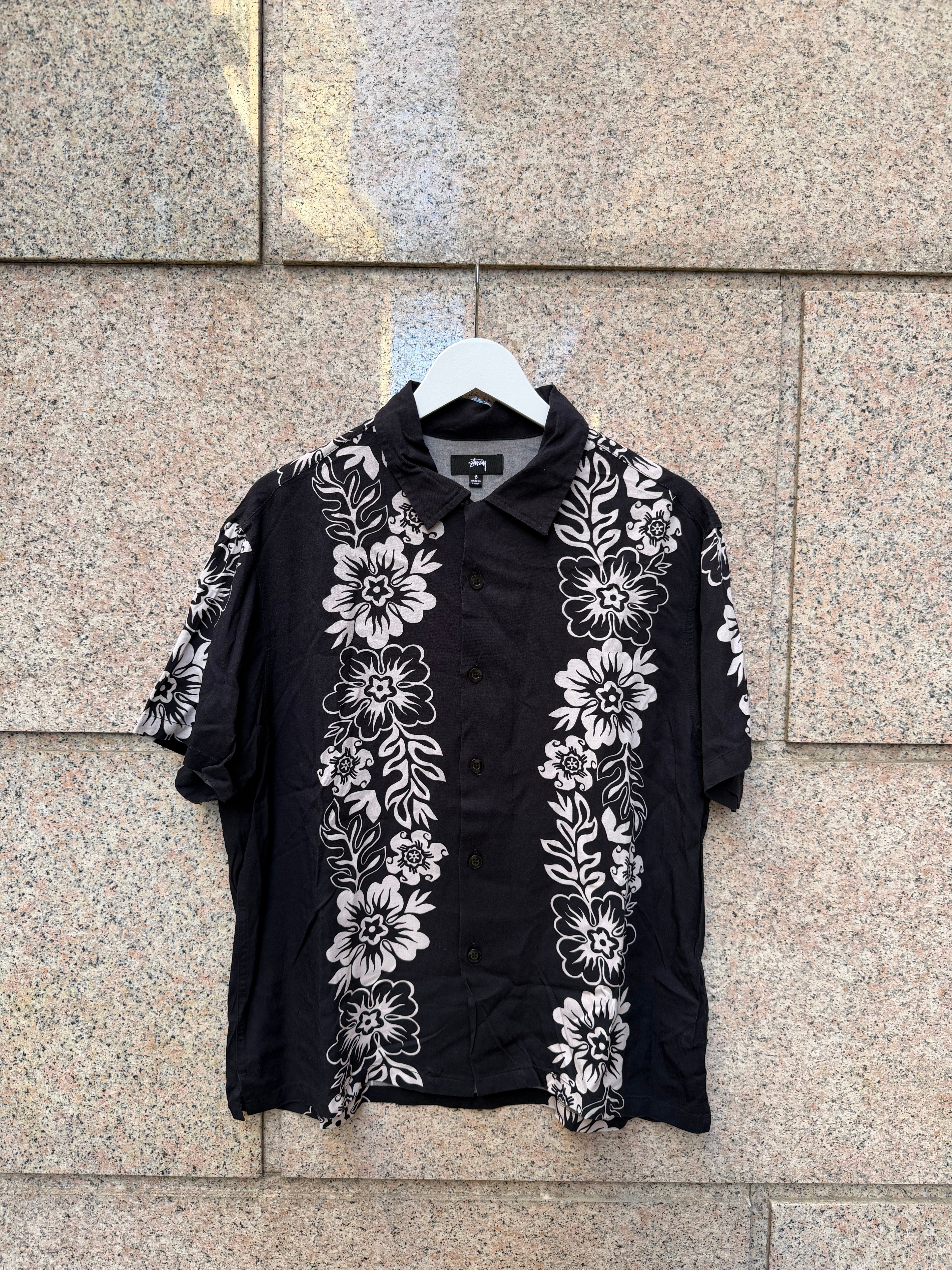 Stussy Hawaiian Pattern Shirt - S (USED)