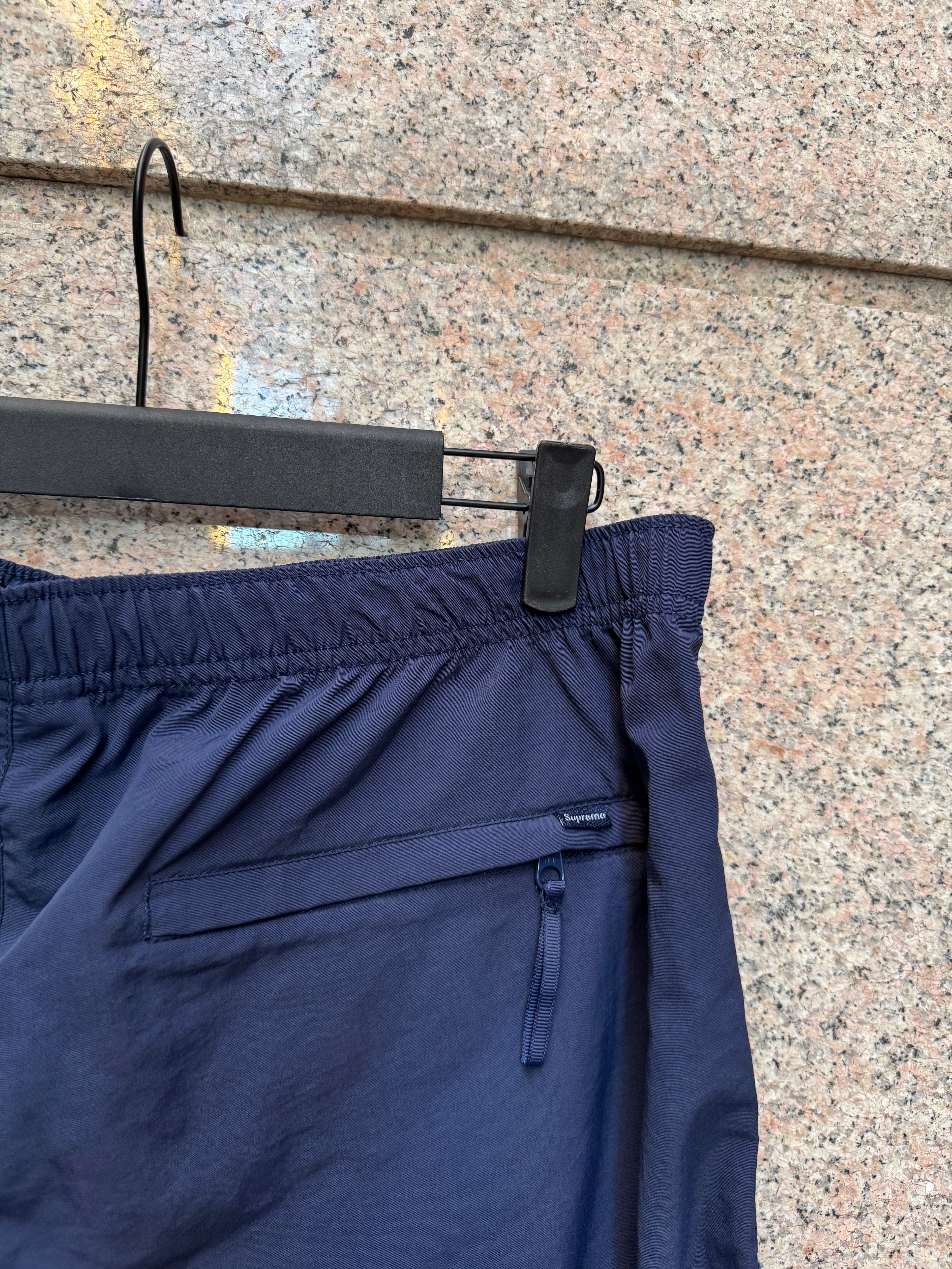 Supreme Track Pants Navy - L (USED)