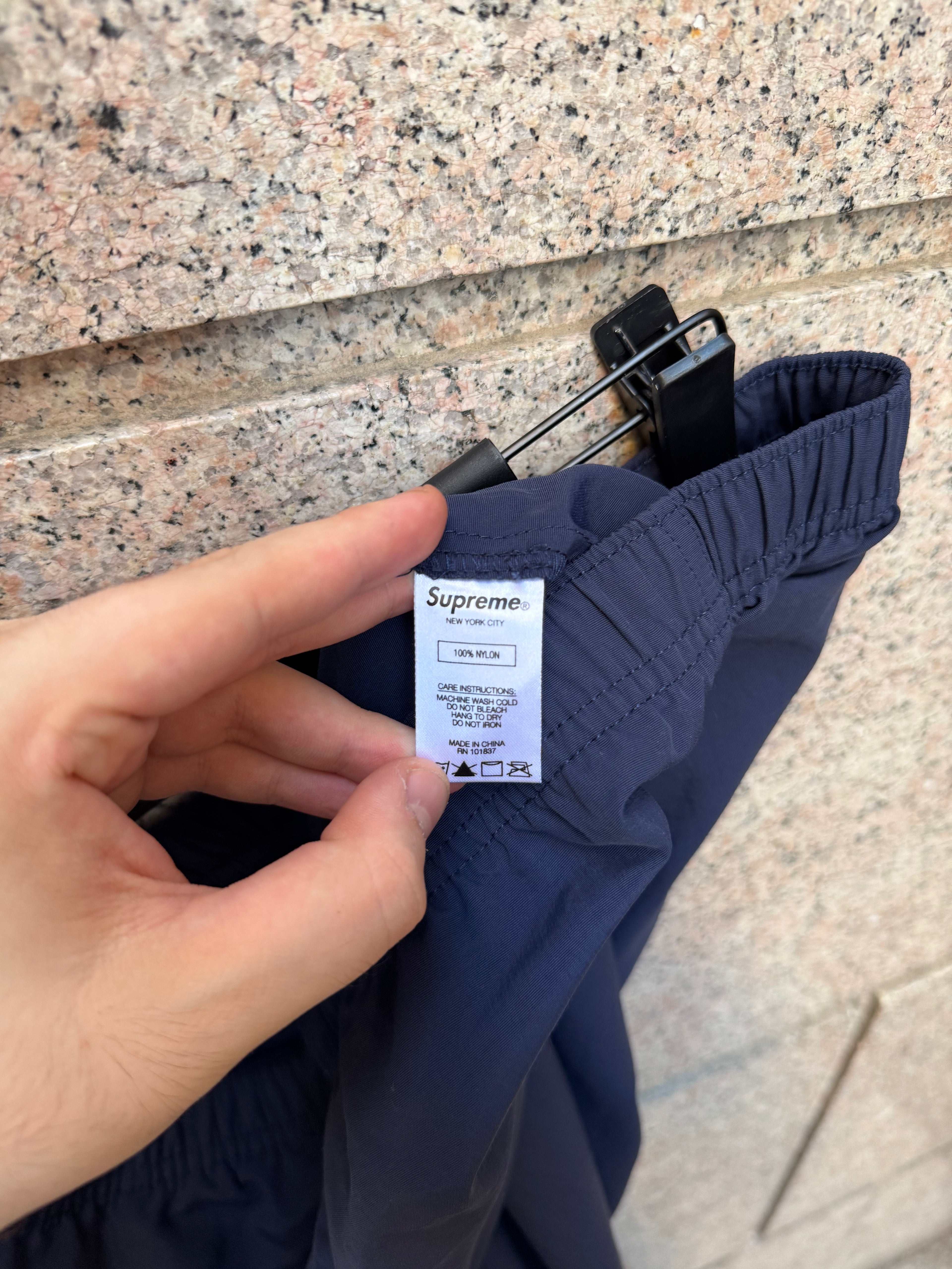 Supreme Track Pants Navy - L (USED)