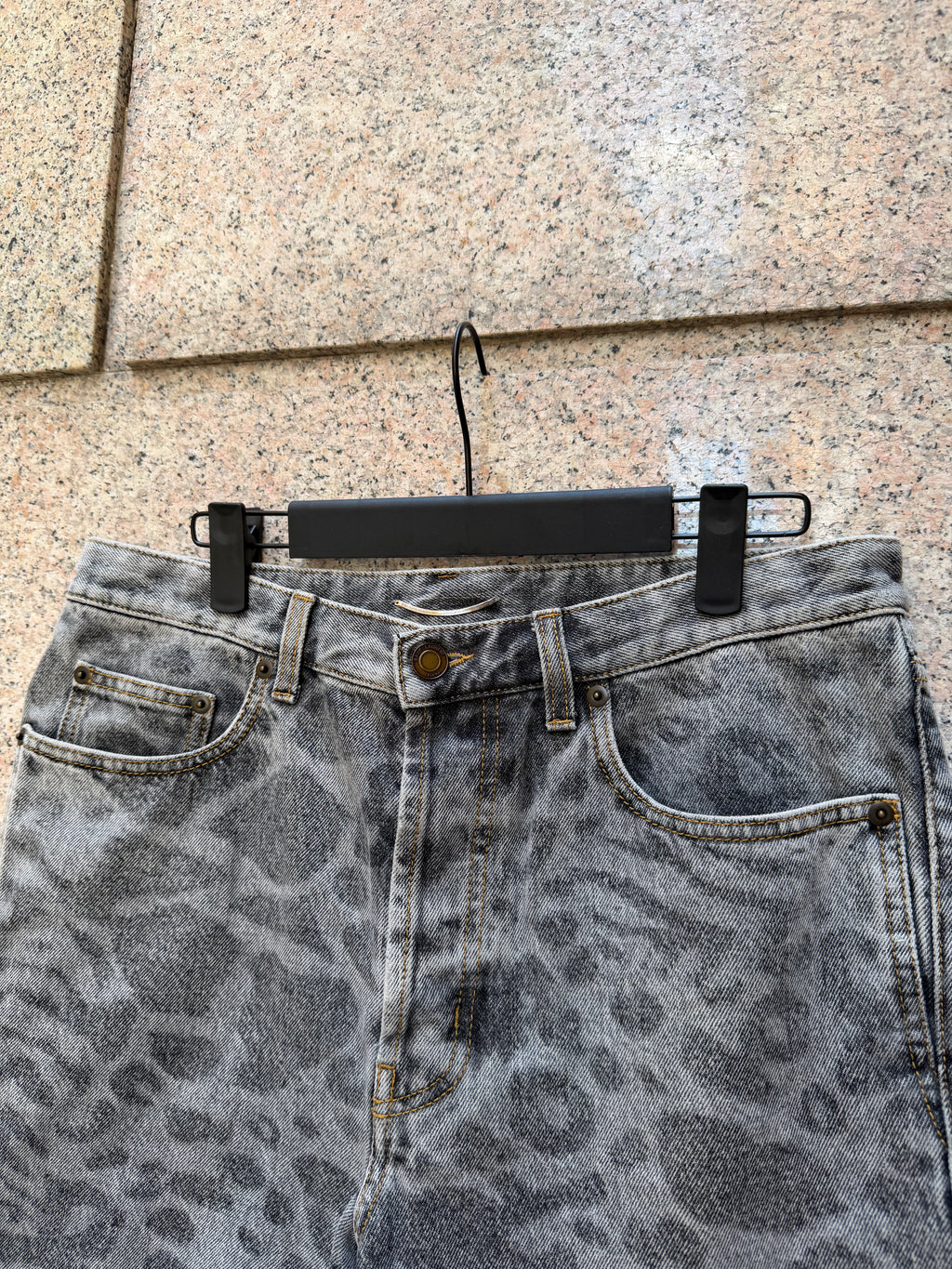 Saint Laurent Paris Short Leopard - 30 (USED)