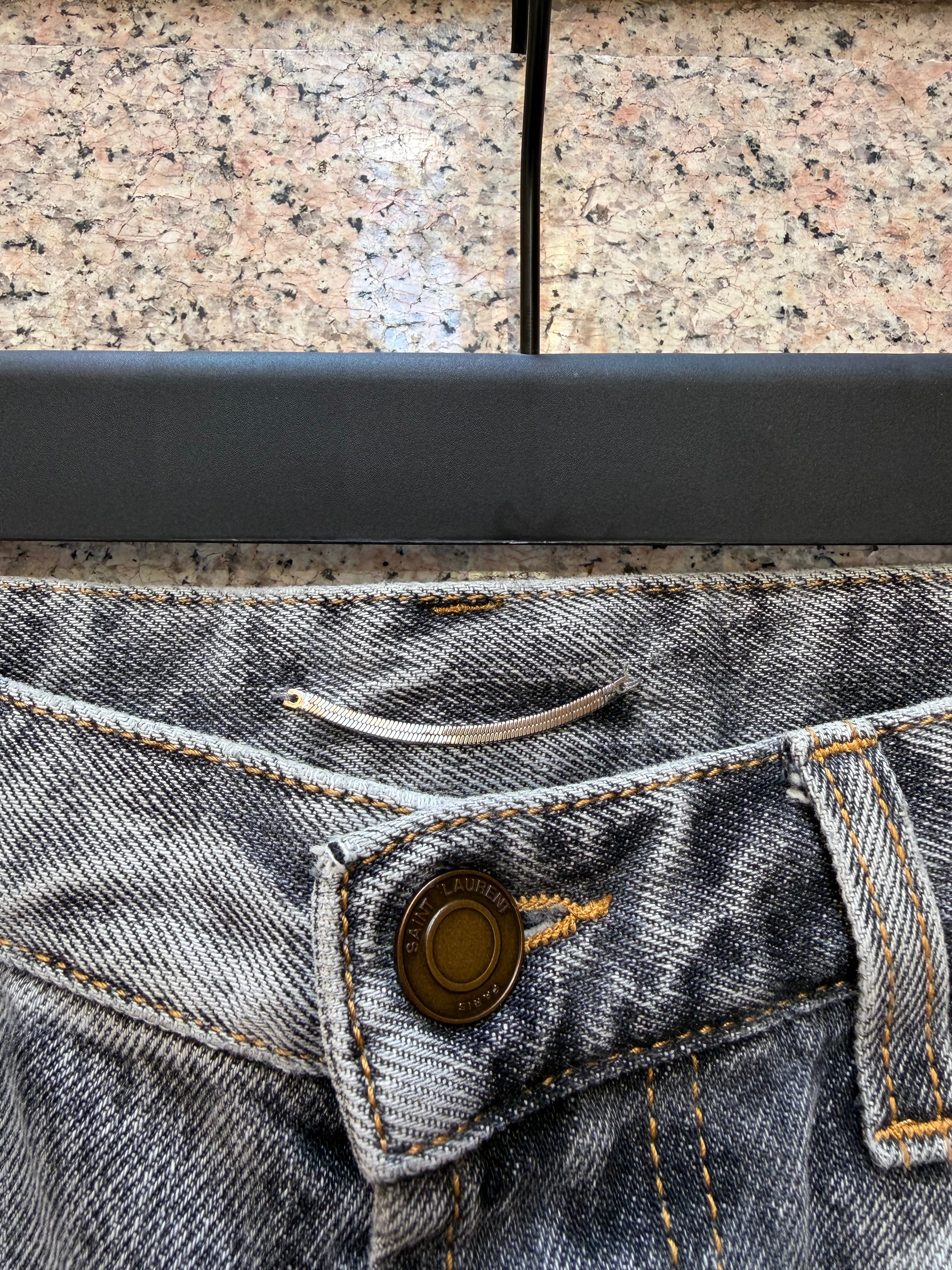Saint Laurent Paris Short Leopard - 30 (USED)