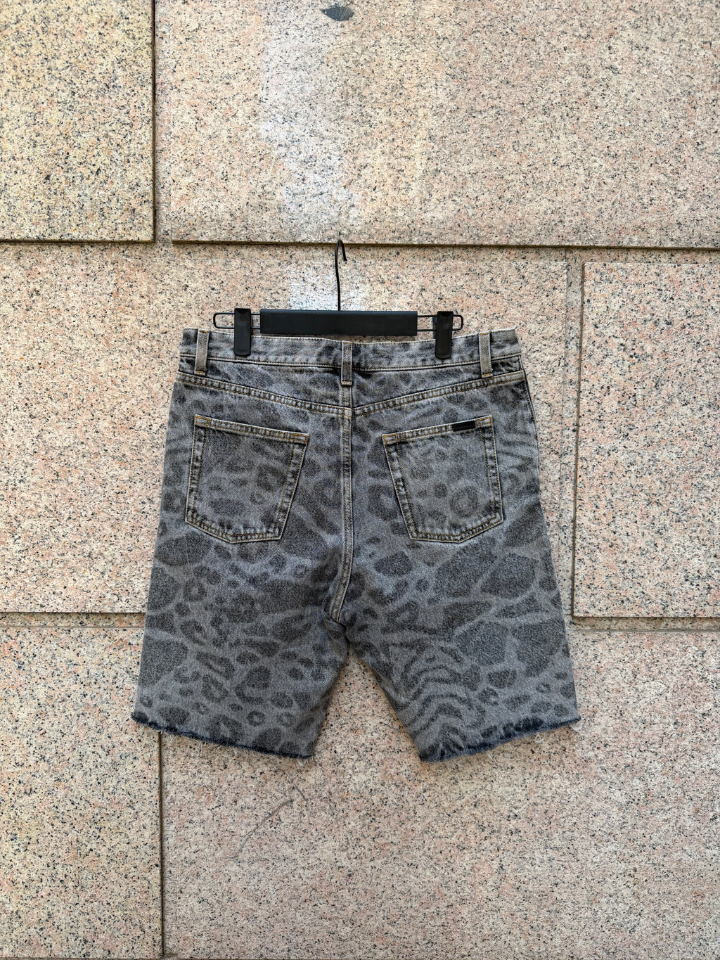 Saint Laurent Paris Short Leopard - 30 (USED)