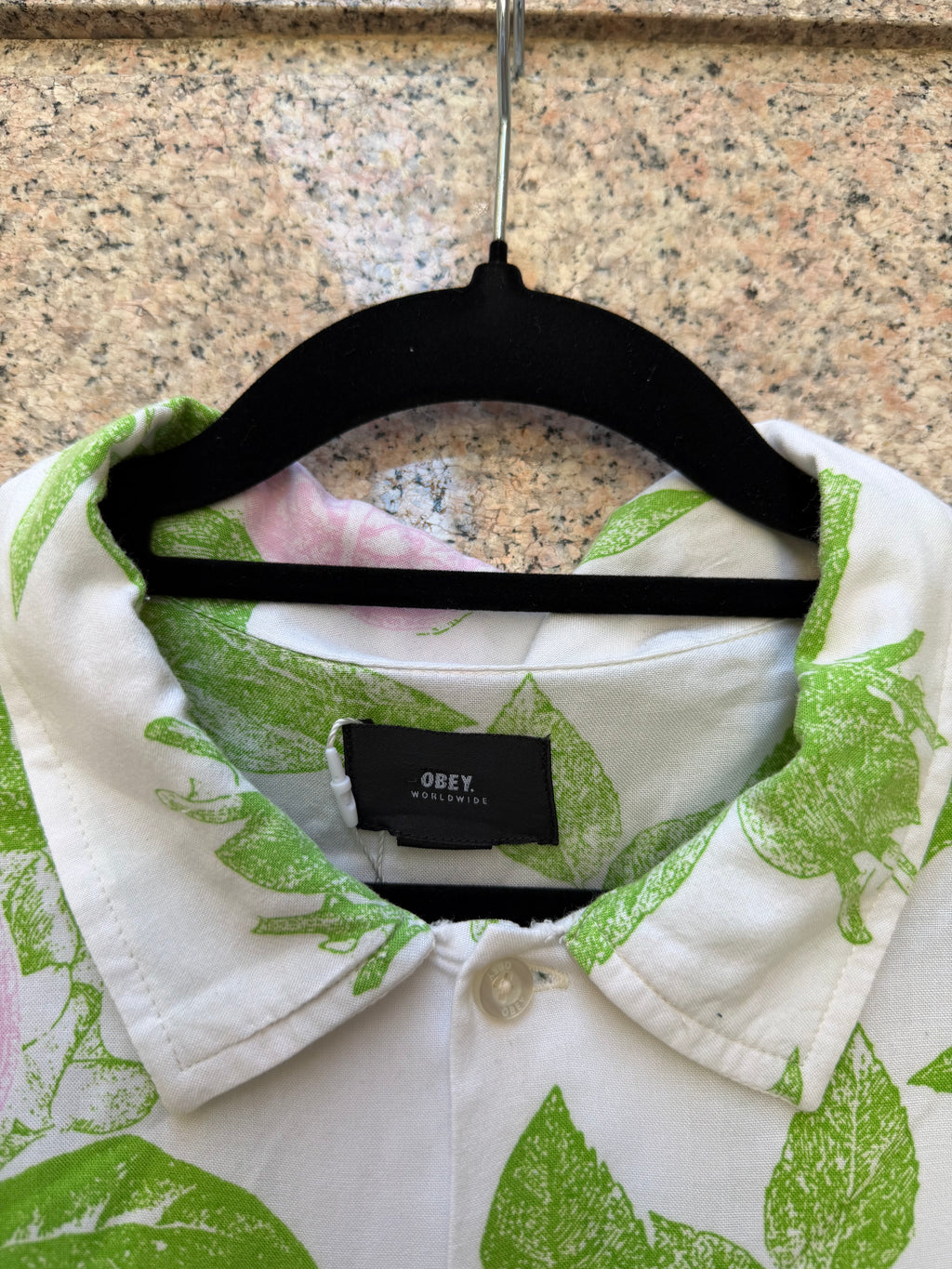Obey Shirt - M (USED)