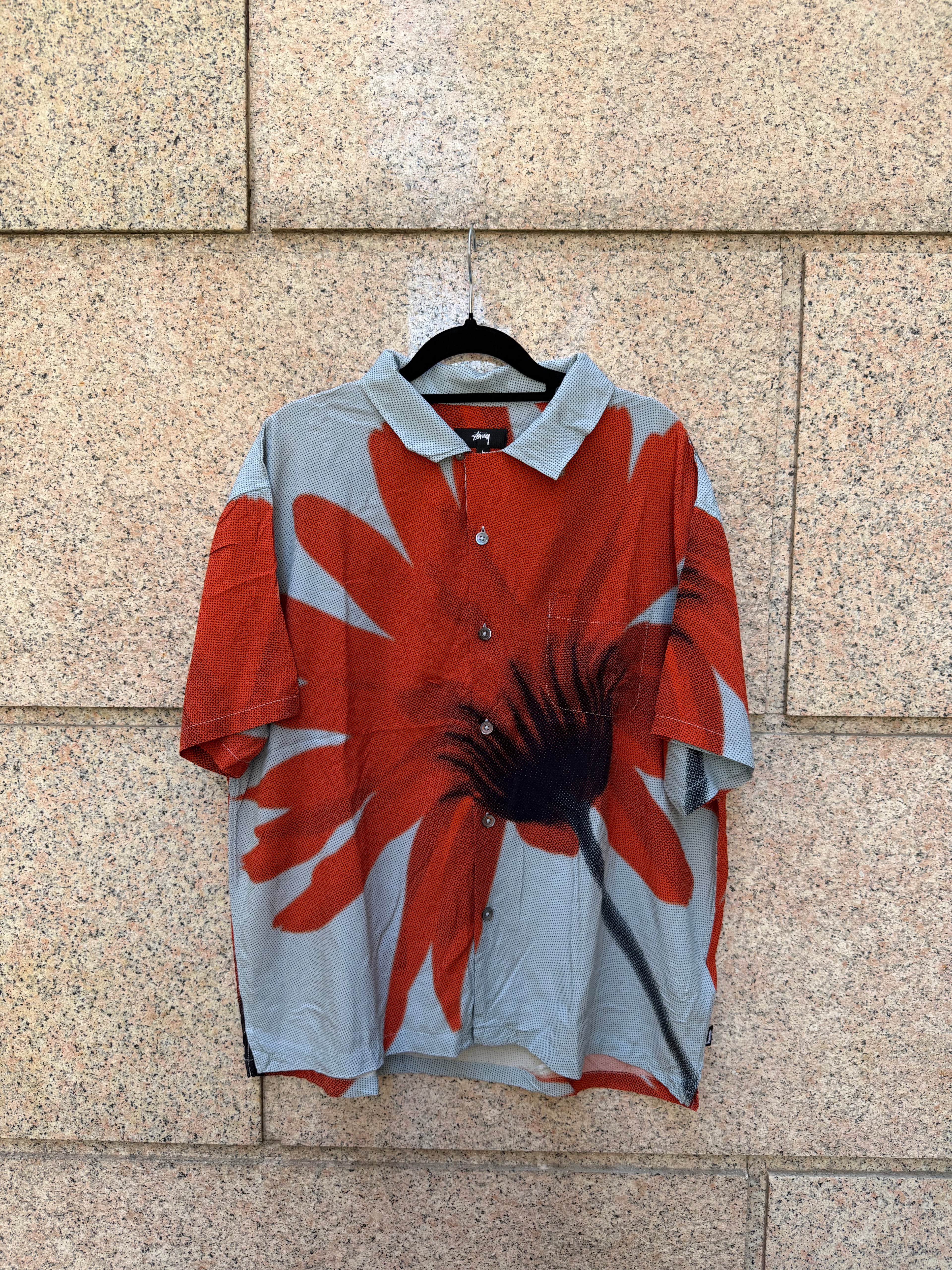 Stussy Halftone Flower Shirt - L (USED)