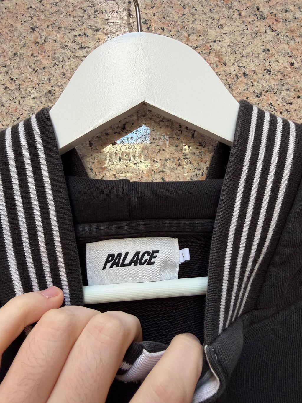 Palace P - Rib Black Hoodie - L (USED)
