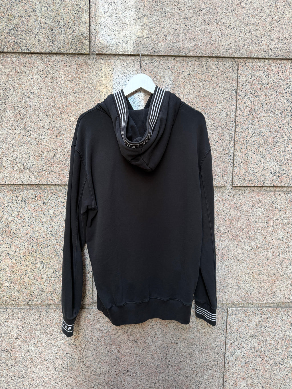 Palace P - Rib Black Hoodie - L (USED)