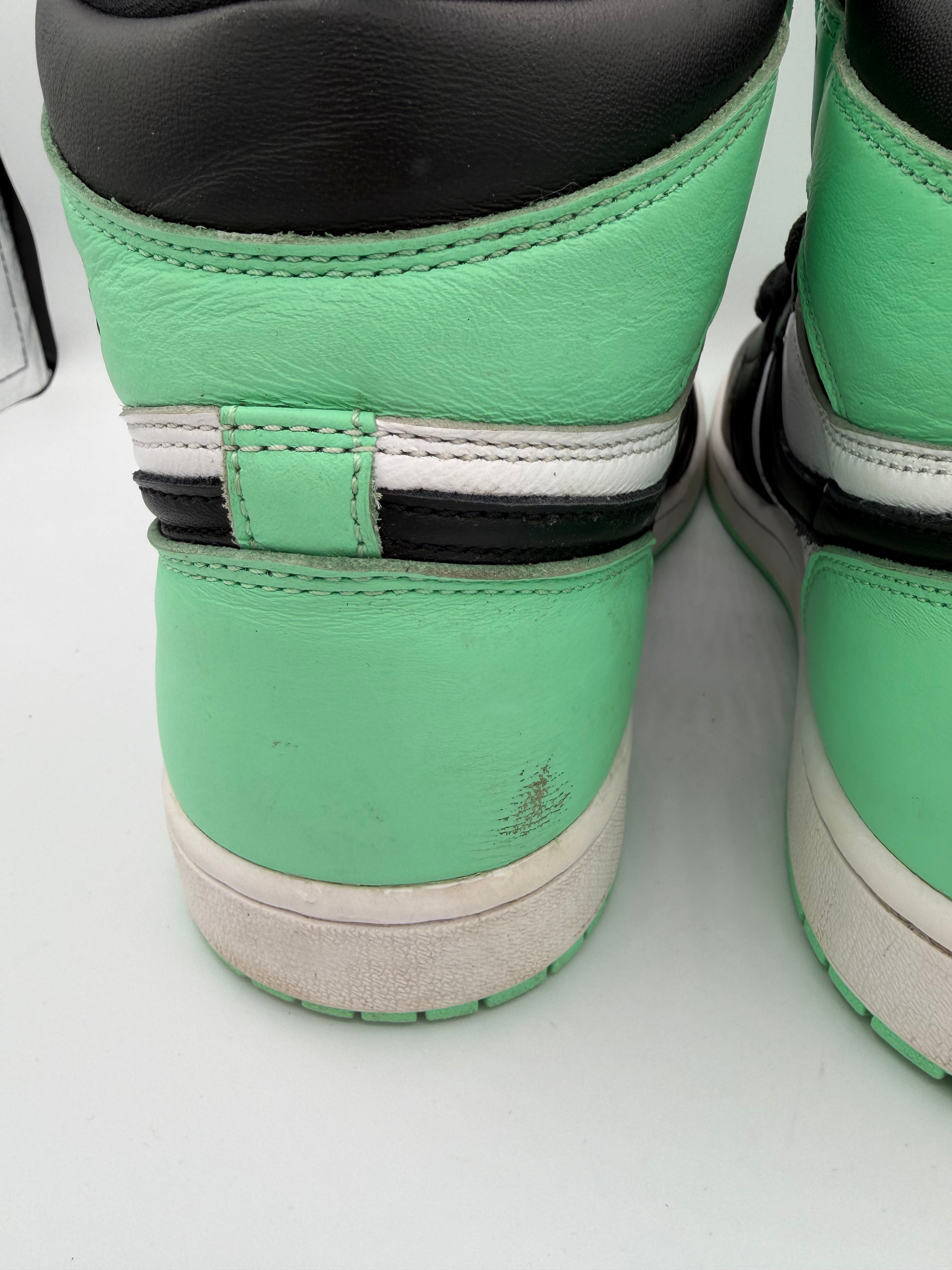 Jordan 1 Retro High OG Green Glow - 44Eu (USED)