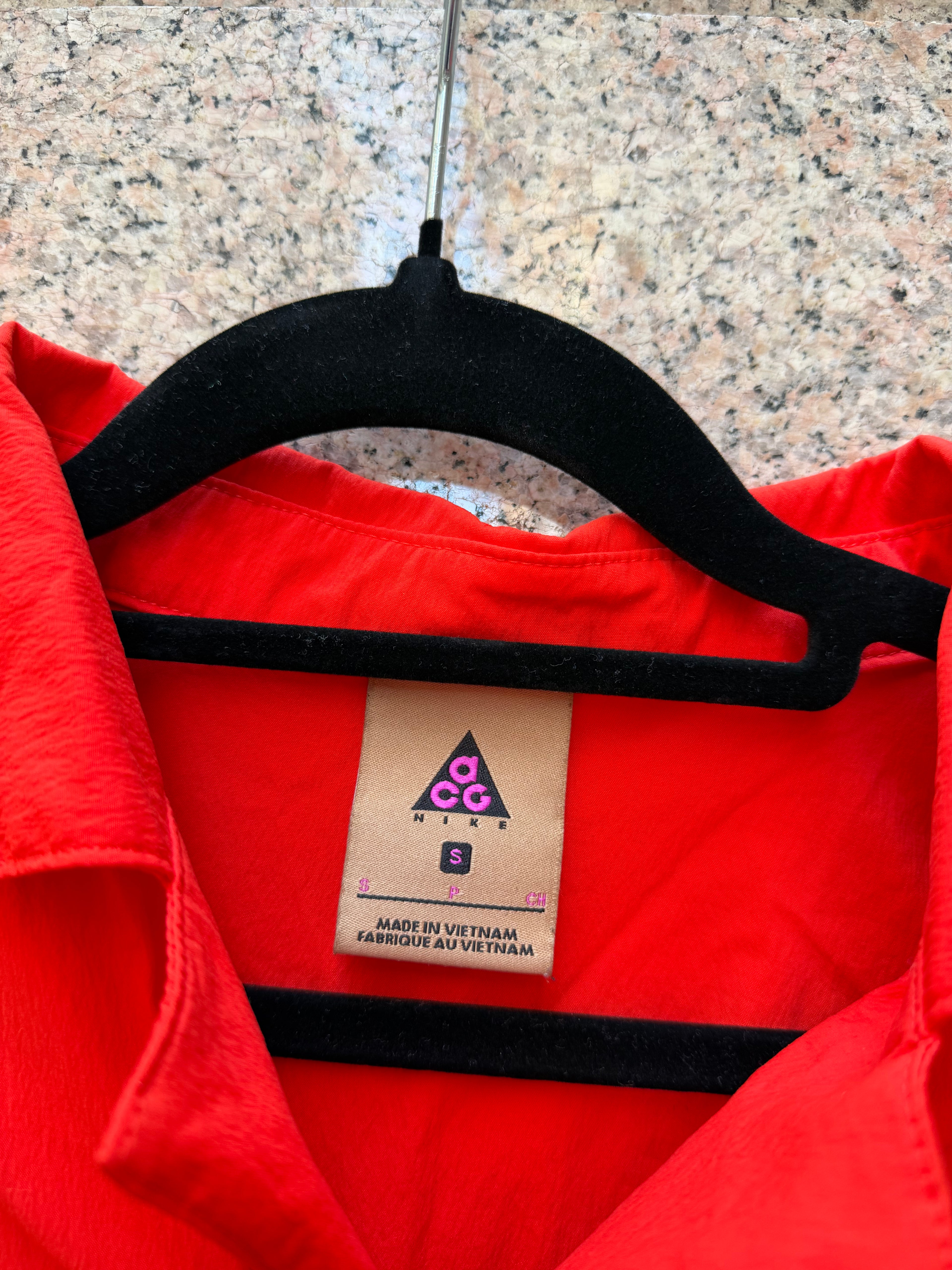 Nike ACG Utility Shirt Red - S (USED)